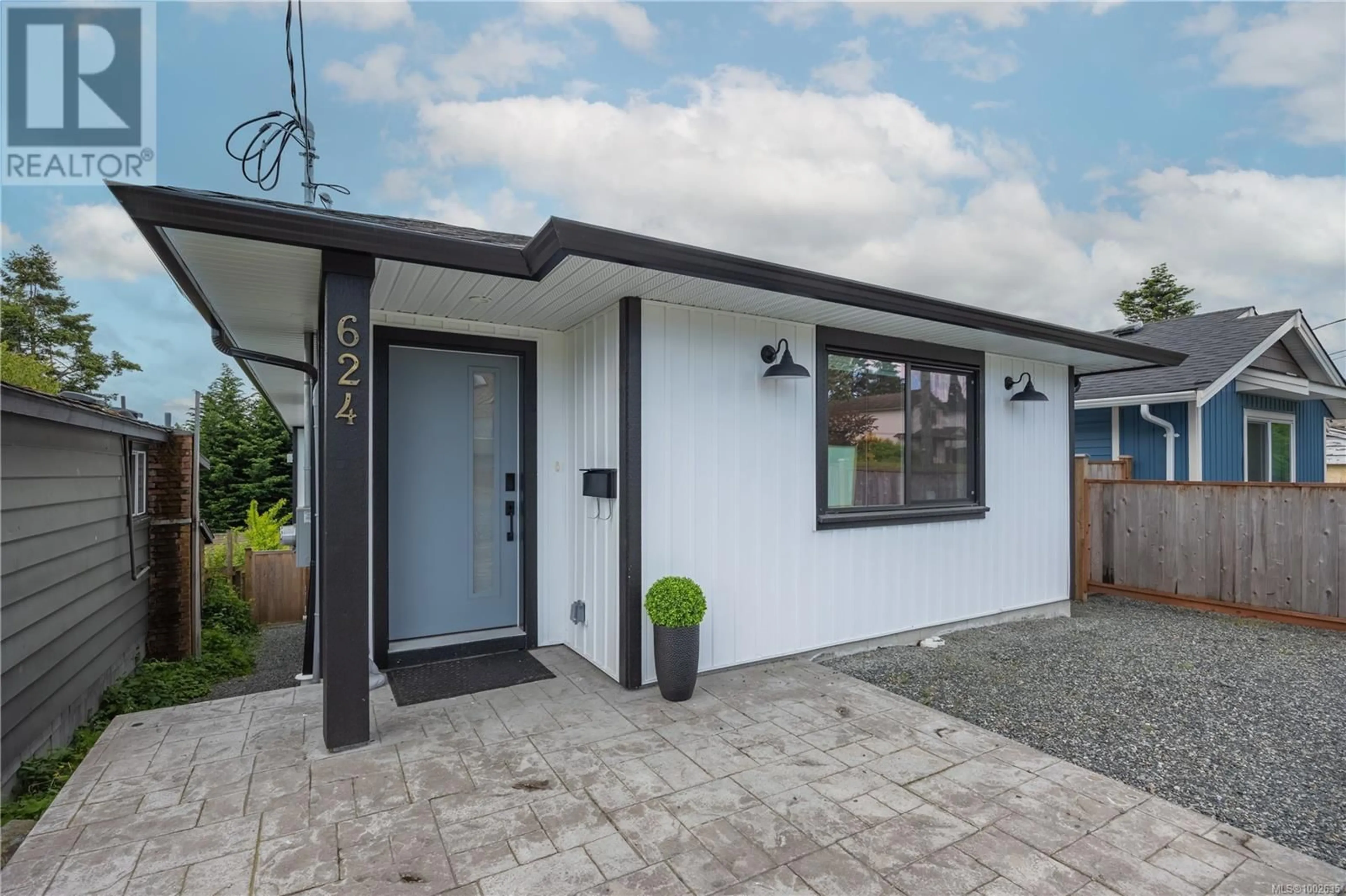 Unknown for 624 FIRST STREET, Nanaimo British Columbia V9R1Z2