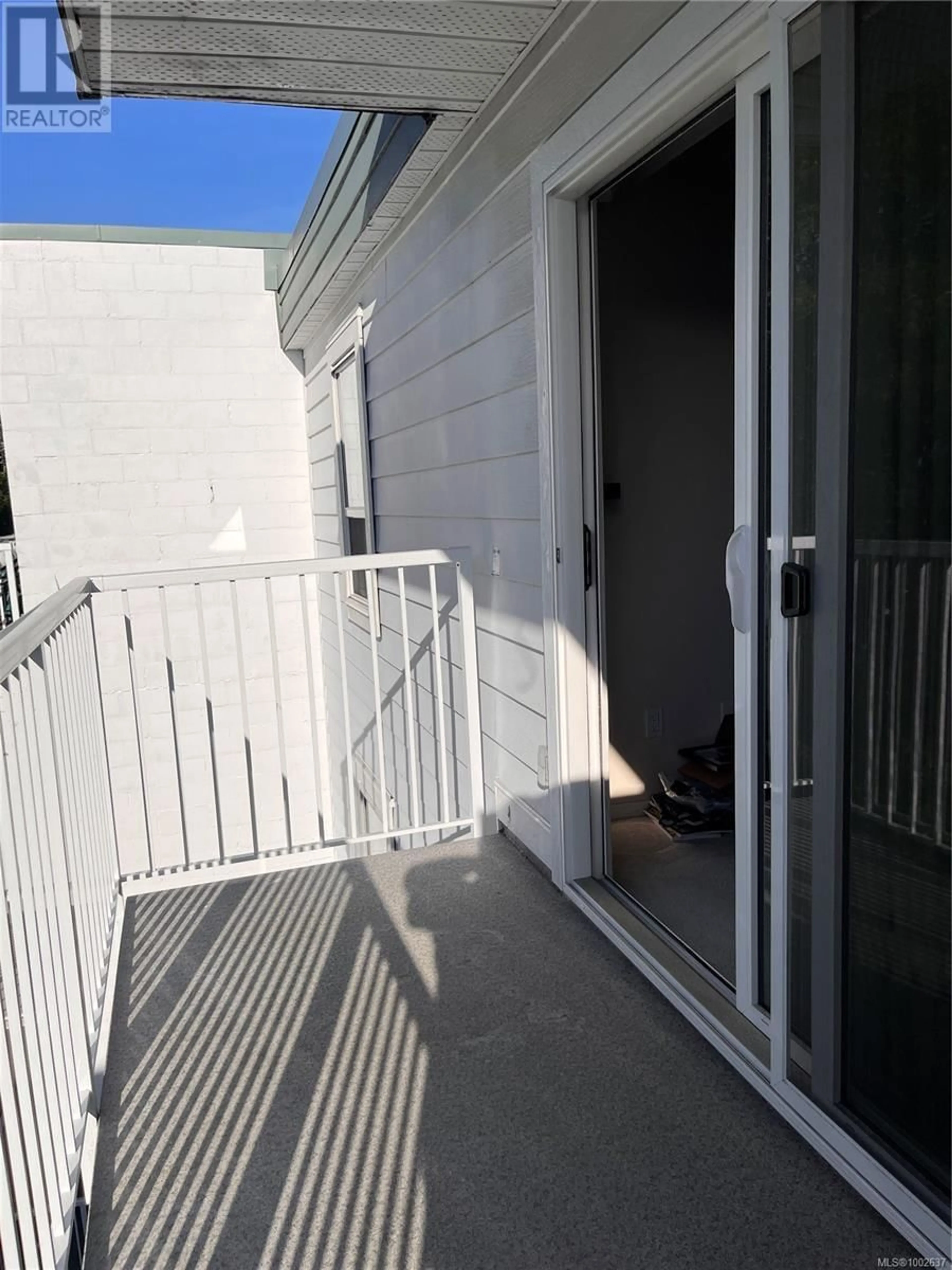 Balcony in the apartment, street for 410 - 900 TOLMIE AVENUE, Saanich British Columbia V8X3W6