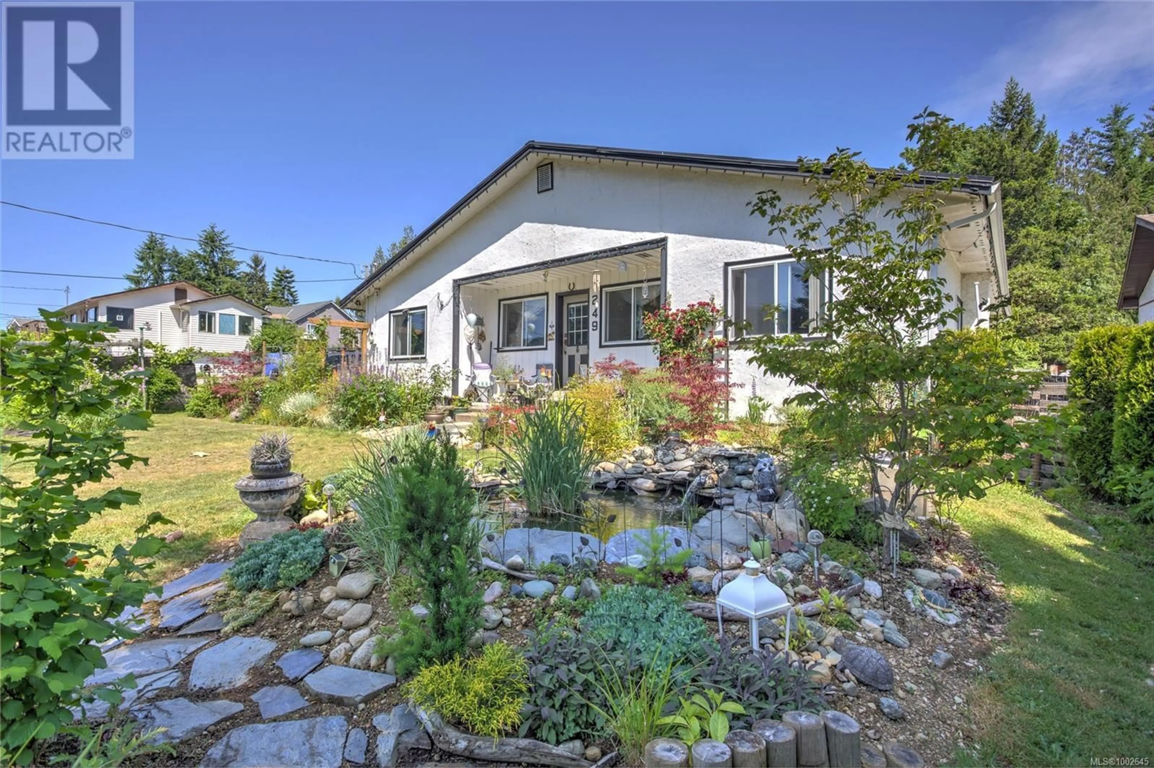 Patio, unknown for 249 GRANTS LAKE ROAD, Lake Cowichan British Columbia V0R2G0
