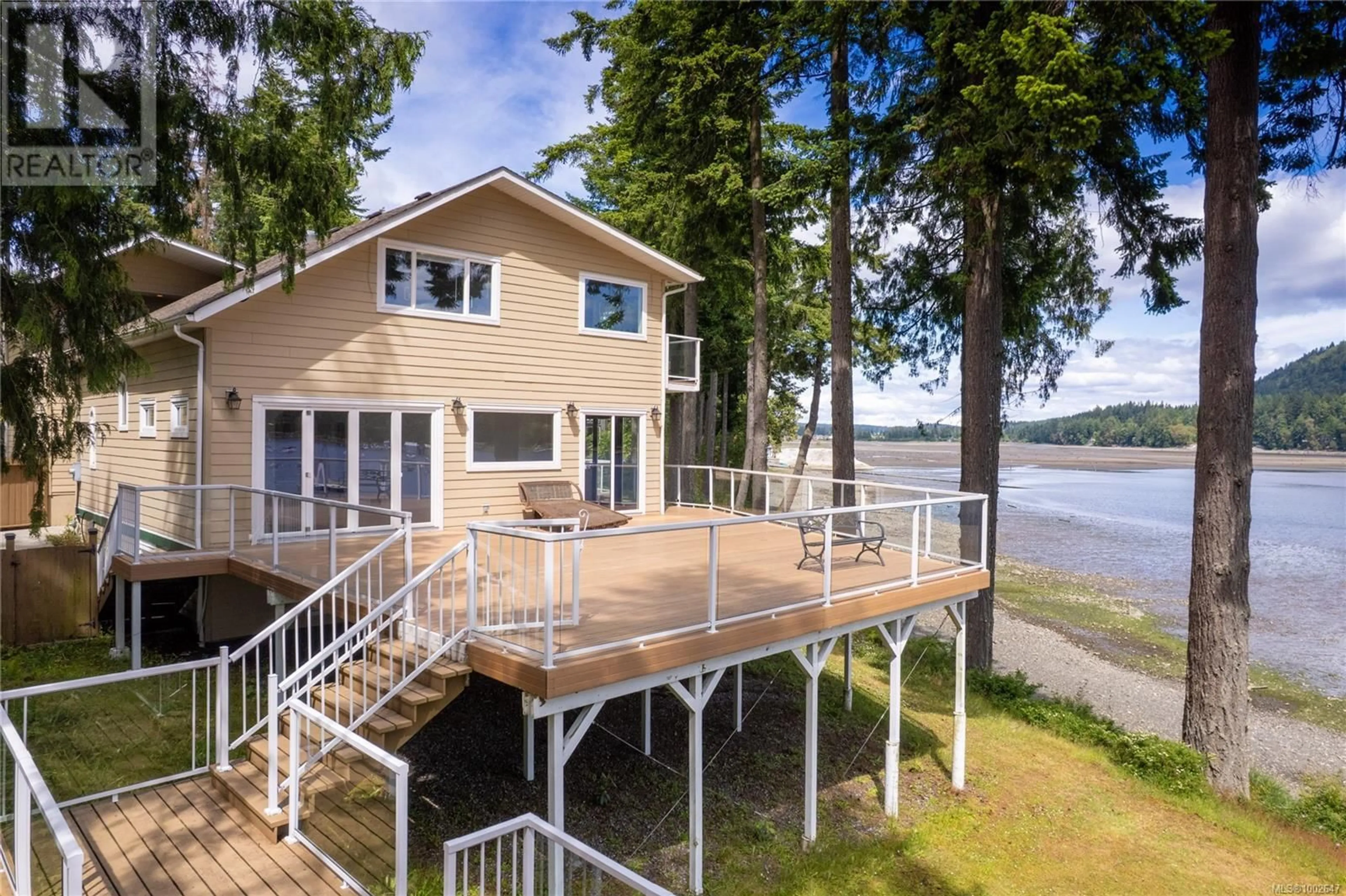 Home with vinyl exterior material, water/lake/river/ocean view for 12475 ROCKY CREEK ROAD, Ladysmith British Columbia V9G1M7