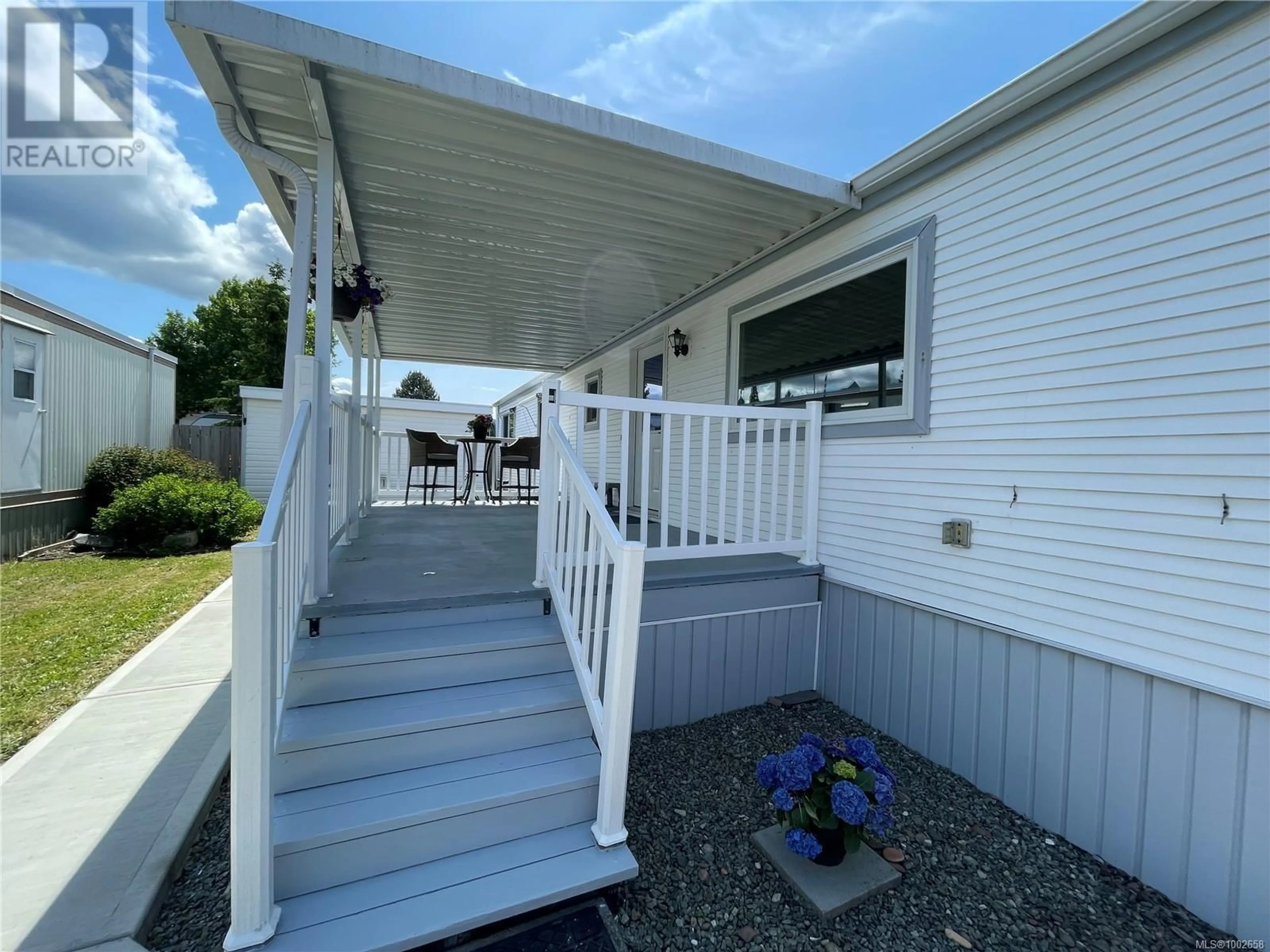 Home with vinyl exterior material, unknown for 1 - 3859 WOOD AVENUE, Port Alberni British Columbia V9Y7P9