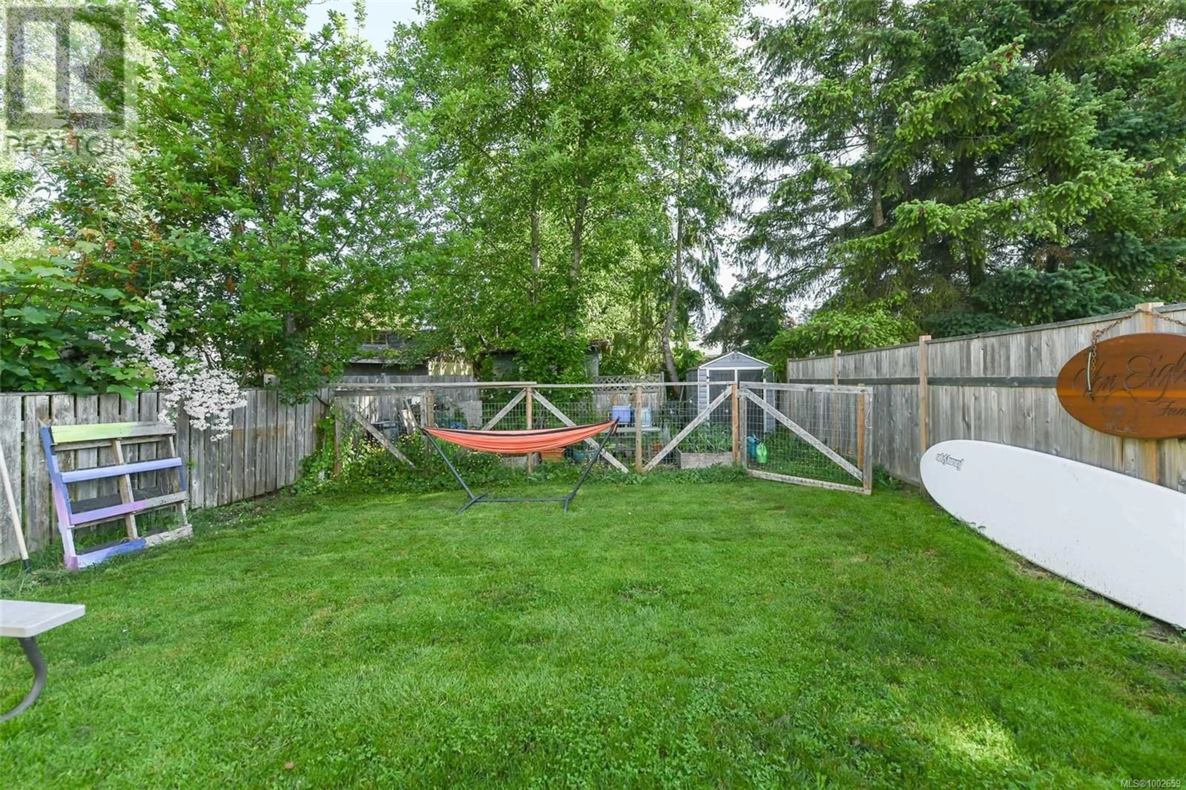 Patio, unknown for A - 2258 TULL AVENUE, Courtenay British Columbia V9N7P6
