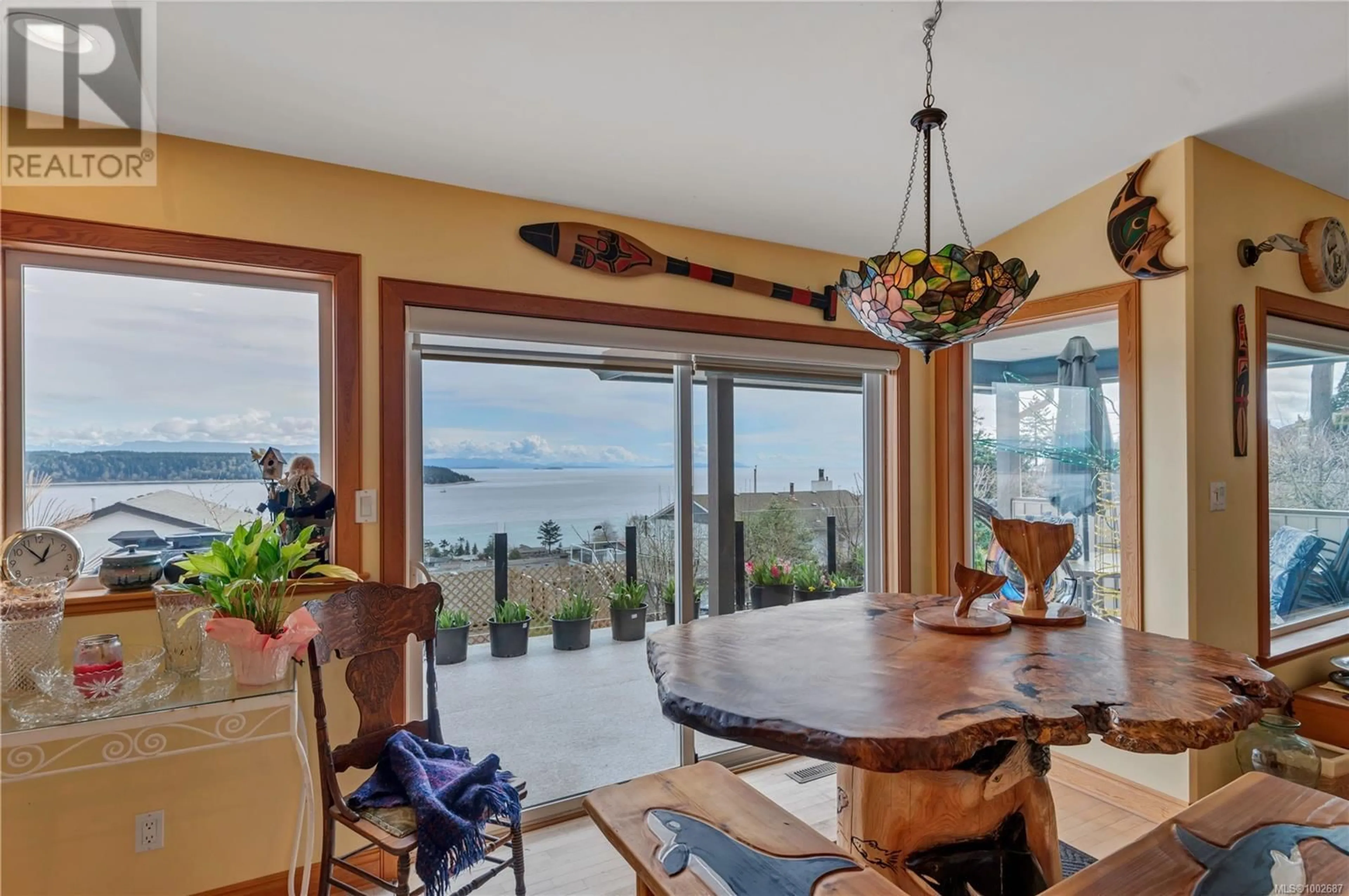 Dining room, unknown for 253 ALDER STREET SOUTH, Campbell River British Columbia V9W2M9