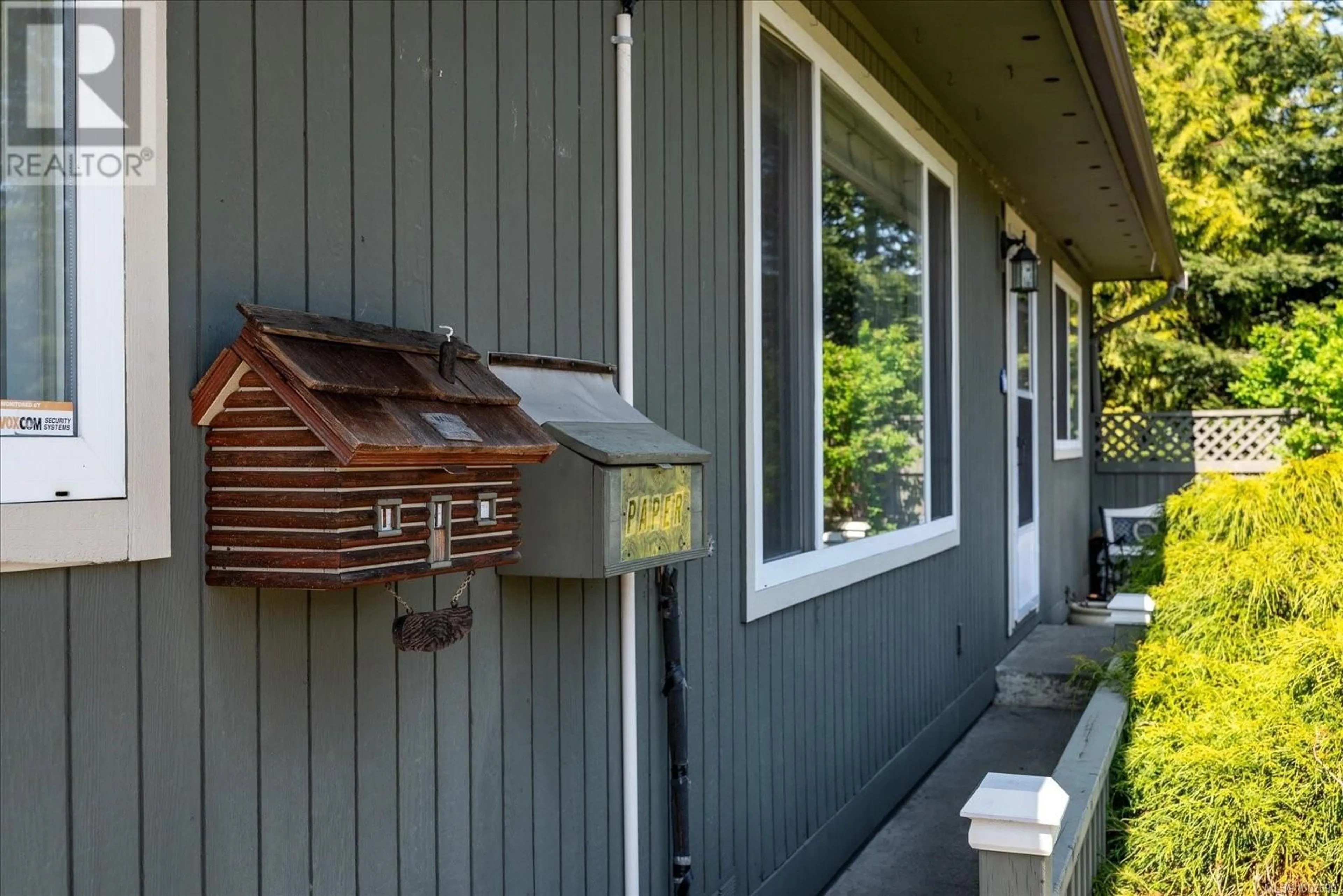 Home with vinyl exterior material, street for 2353 PHEASANT TERRACE, Nanaimo British Columbia V9T3P7