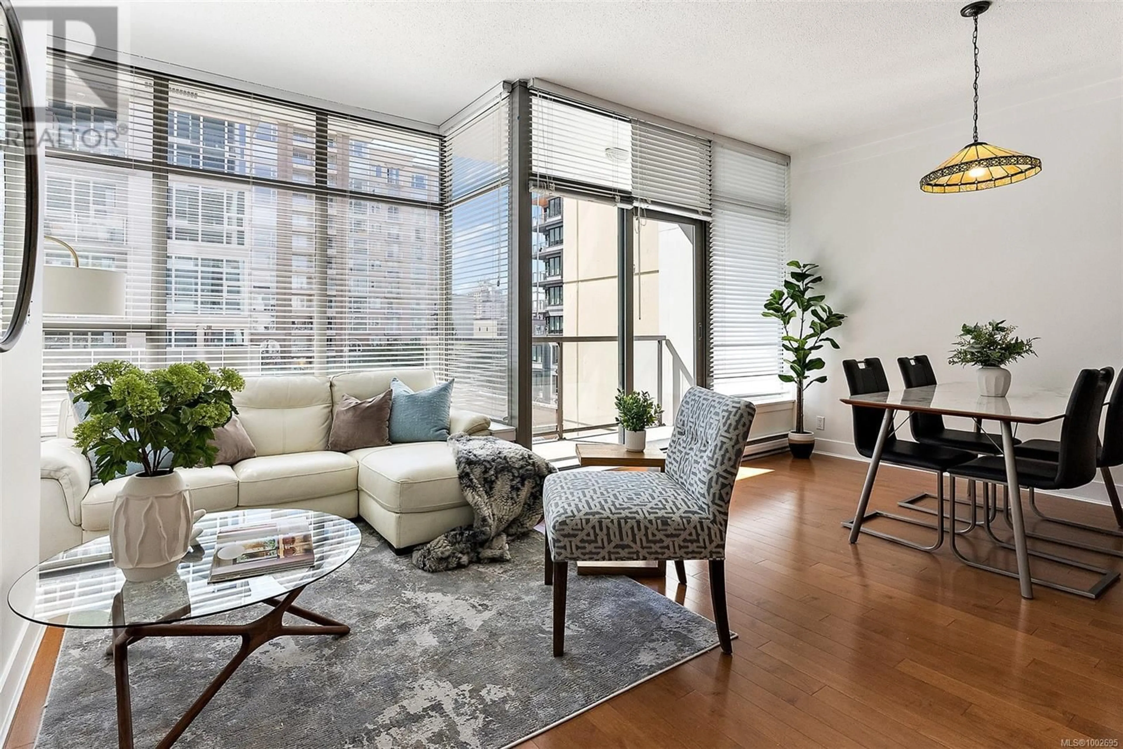 Living room with furniture, unknown for 304 - 845 YATES STREET, Victoria British Columbia V8W4A3