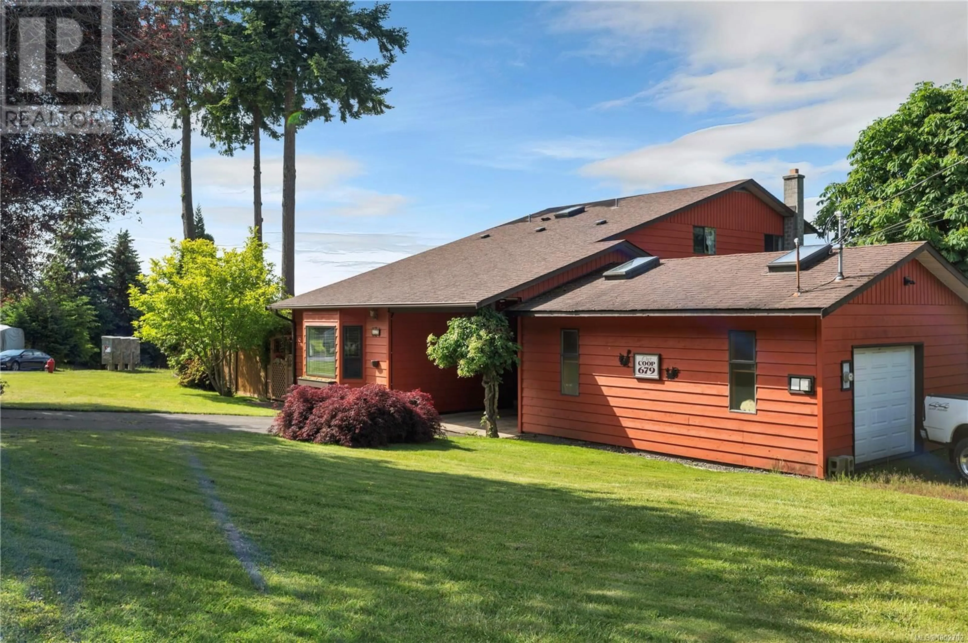 Home with brick exterior material, street for 679 ELAND DRIVE, Campbell River British Columbia V9W7B1