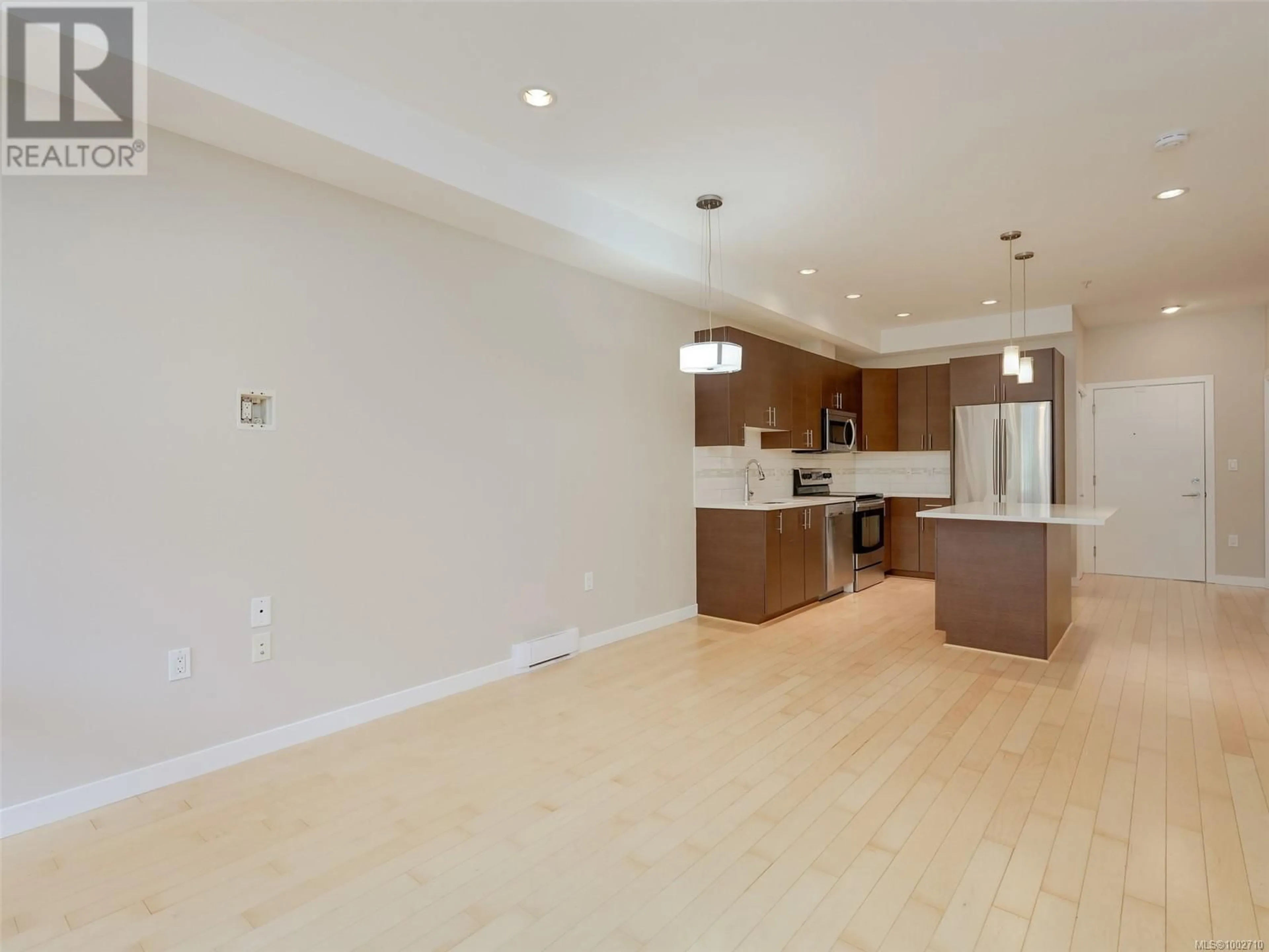Open concept kitchen, unknown for 101 - 924 ESQUIMALT ROAD, Esquimalt British Columbia V9A3P2