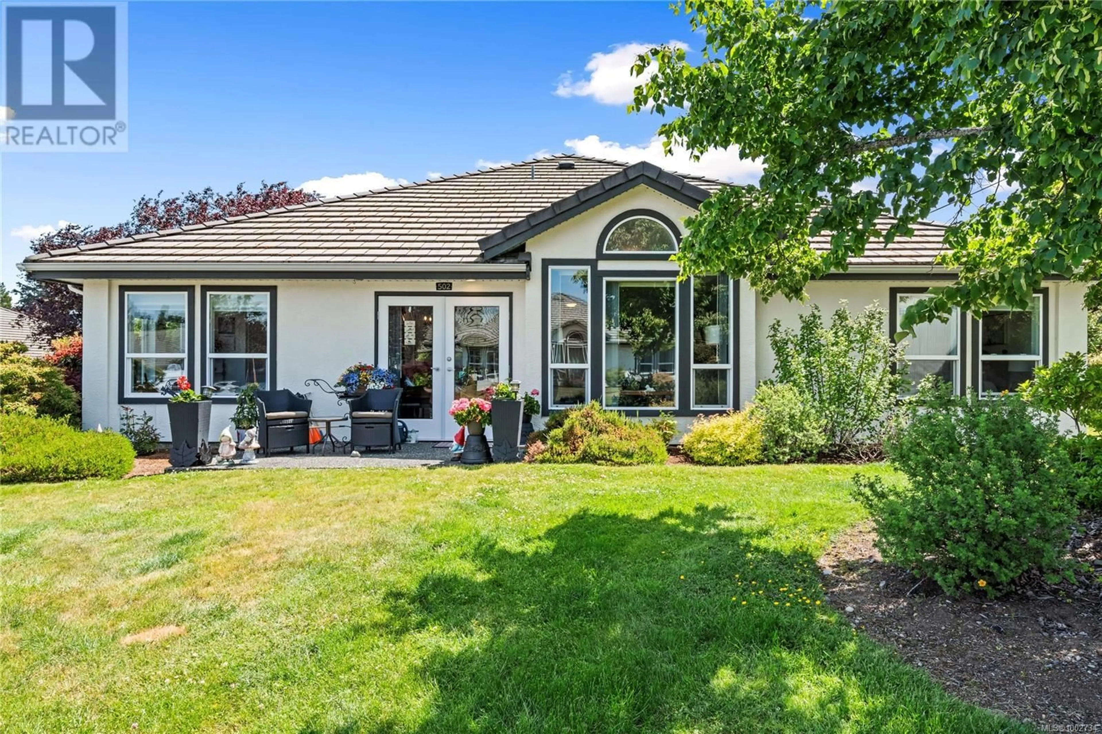 Home with vinyl exterior material, street for 502 - 265 MILLS STREET, Parksville British Columbia V9P2N5