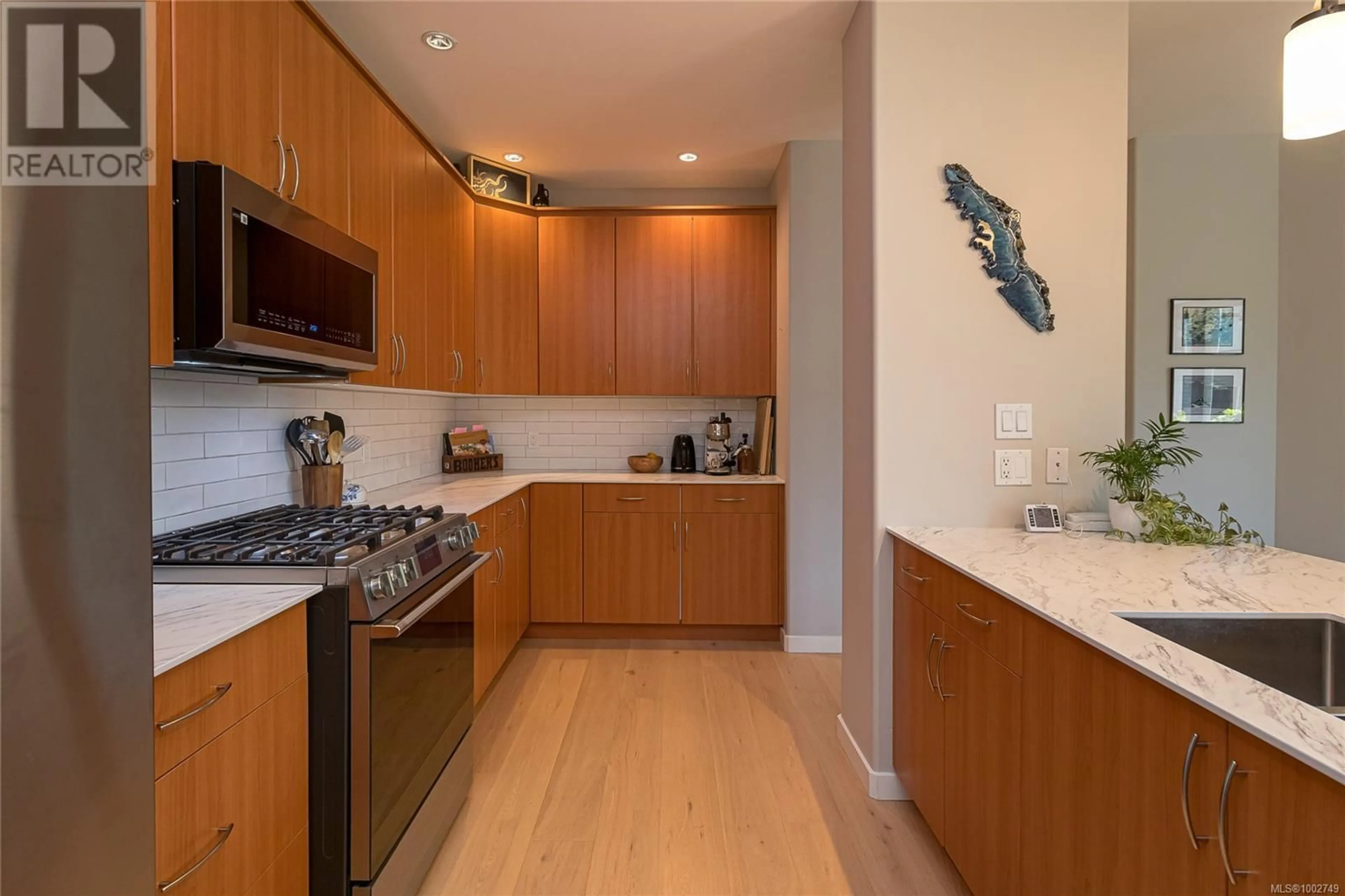 Standard kitchen, unknown for 109 - 330 WATERFRONT CRESCENT, Victoria British Columbia V8T5K3