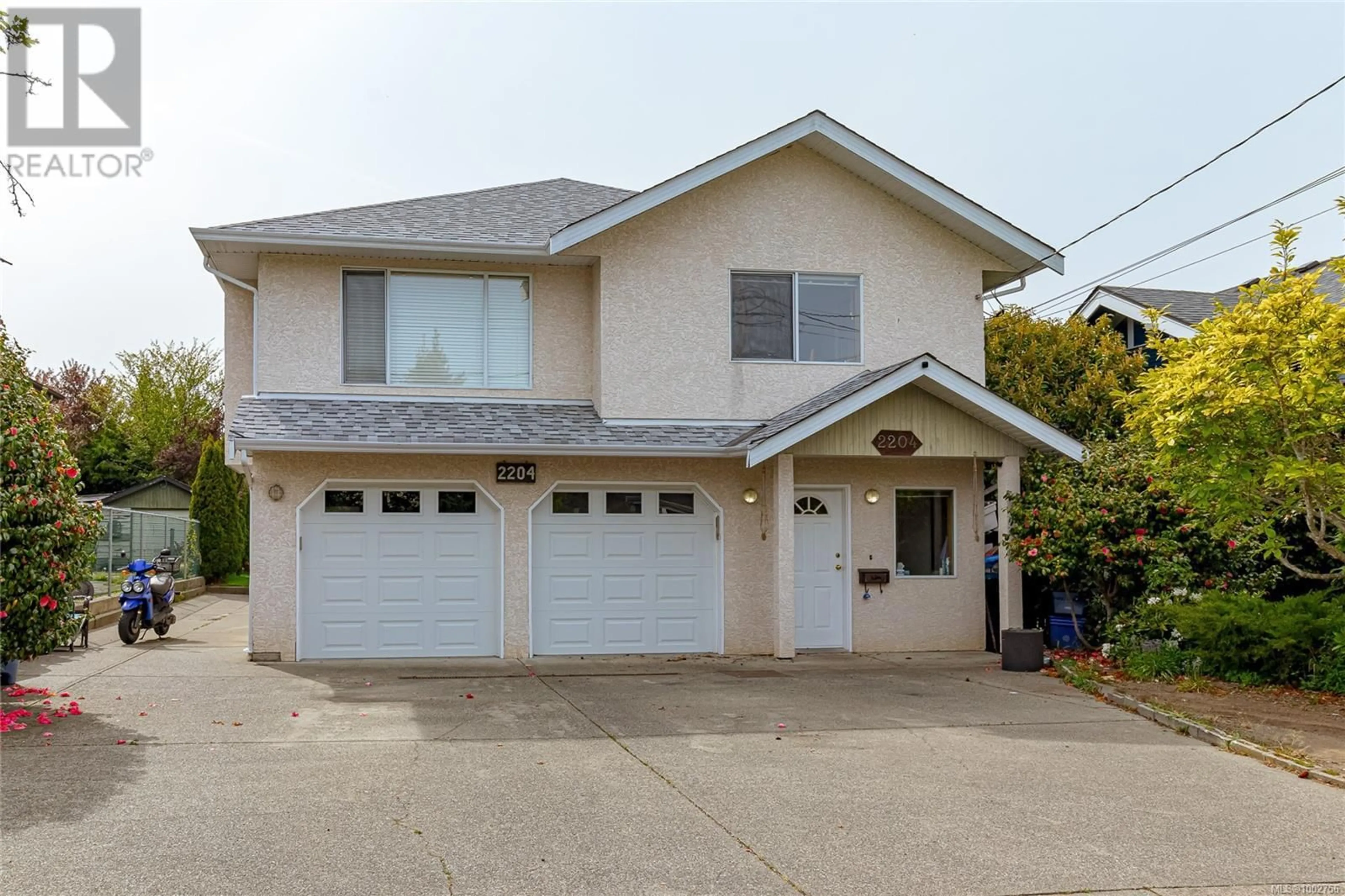 Home with vinyl exterior material, street for 2204 LYDIA STREET, Victoria British Columbia V9R4K5