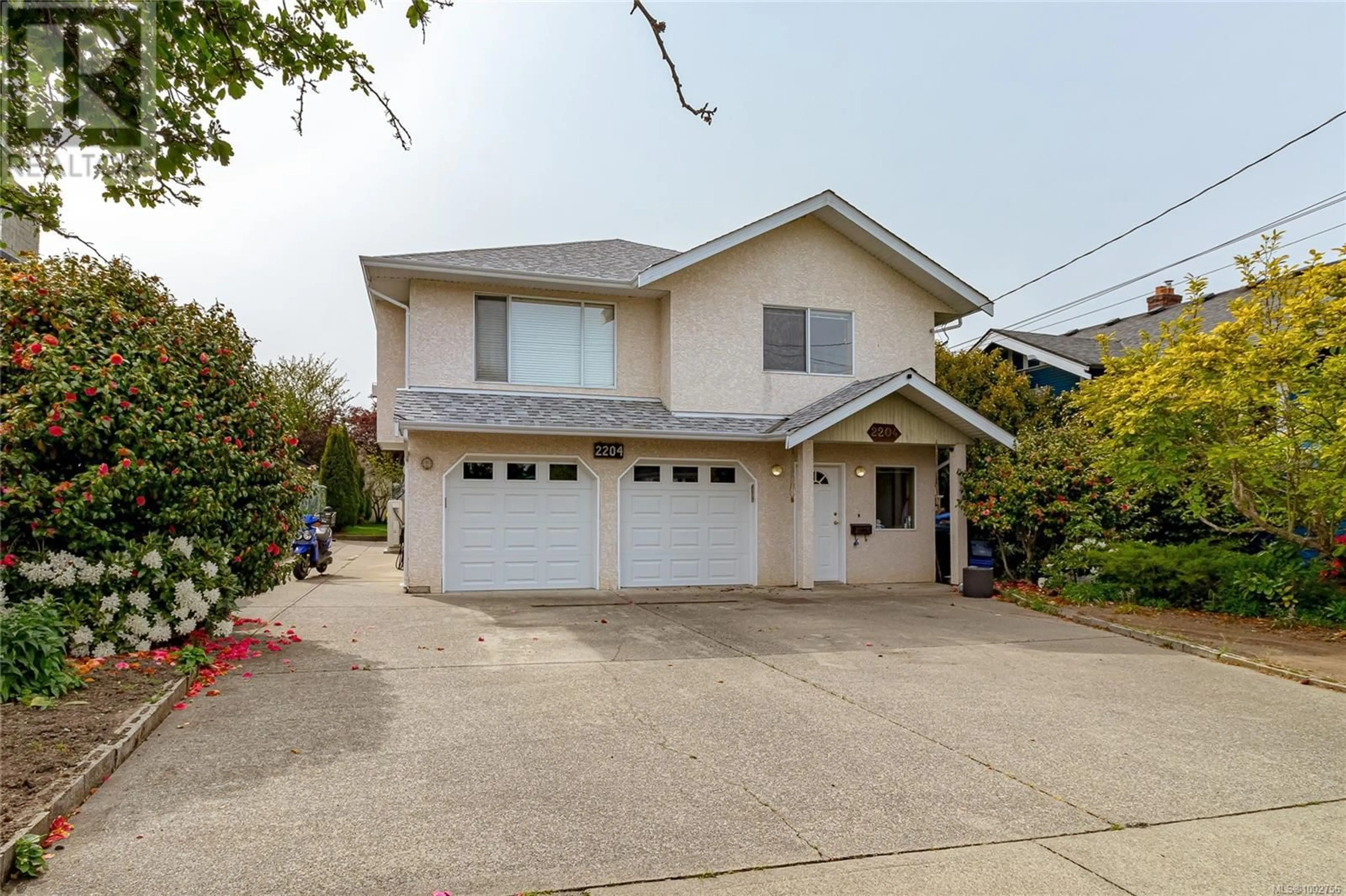 Home with vinyl exterior material, street for 2204 LYDIA STREET, Victoria British Columbia V9R4K5