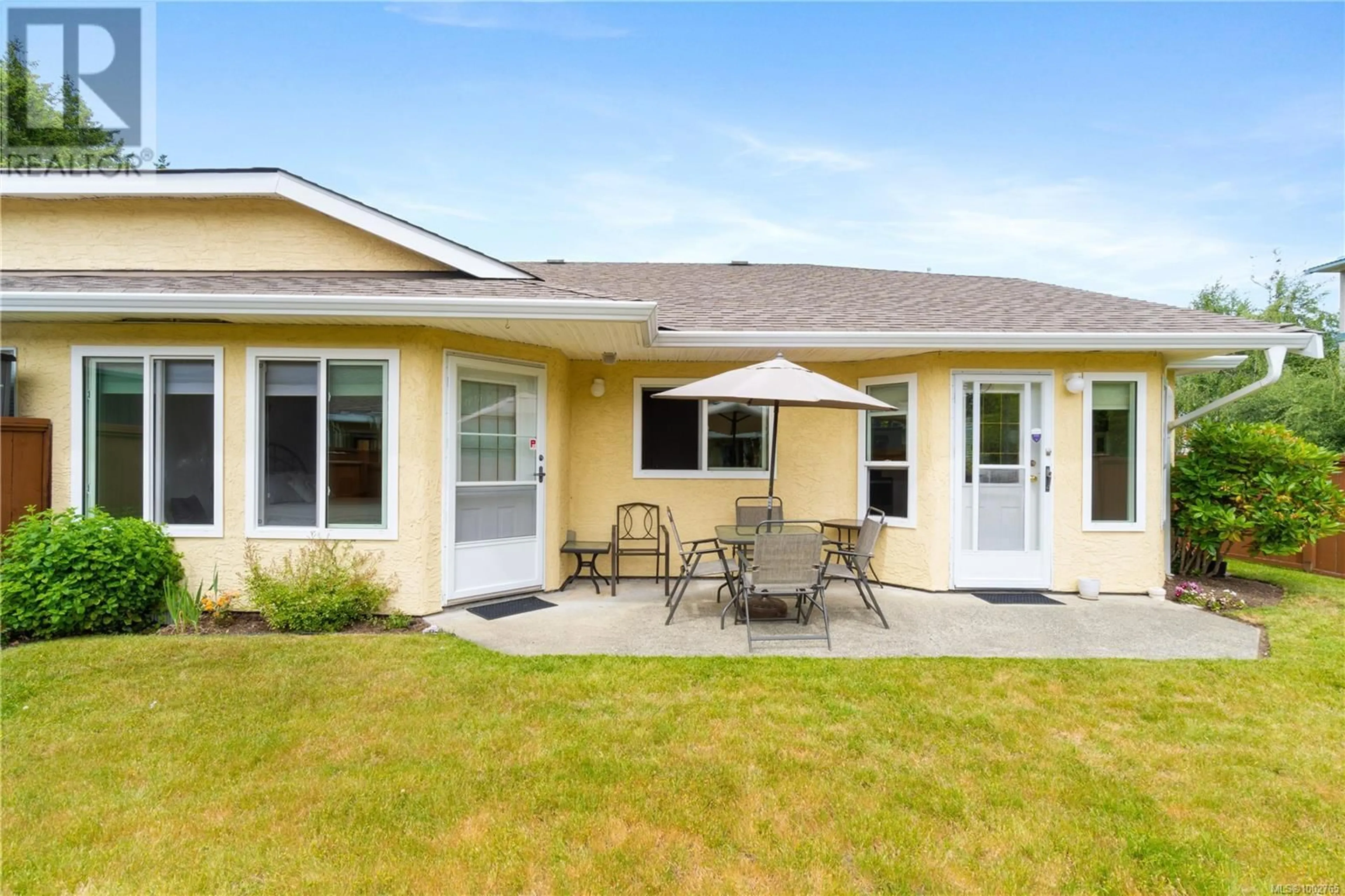 Home with vinyl exterior material, water/lake/river/ocean view for 7 - 4750 UPLANDS DRIVE, Nanaimo British Columbia V9T5V1