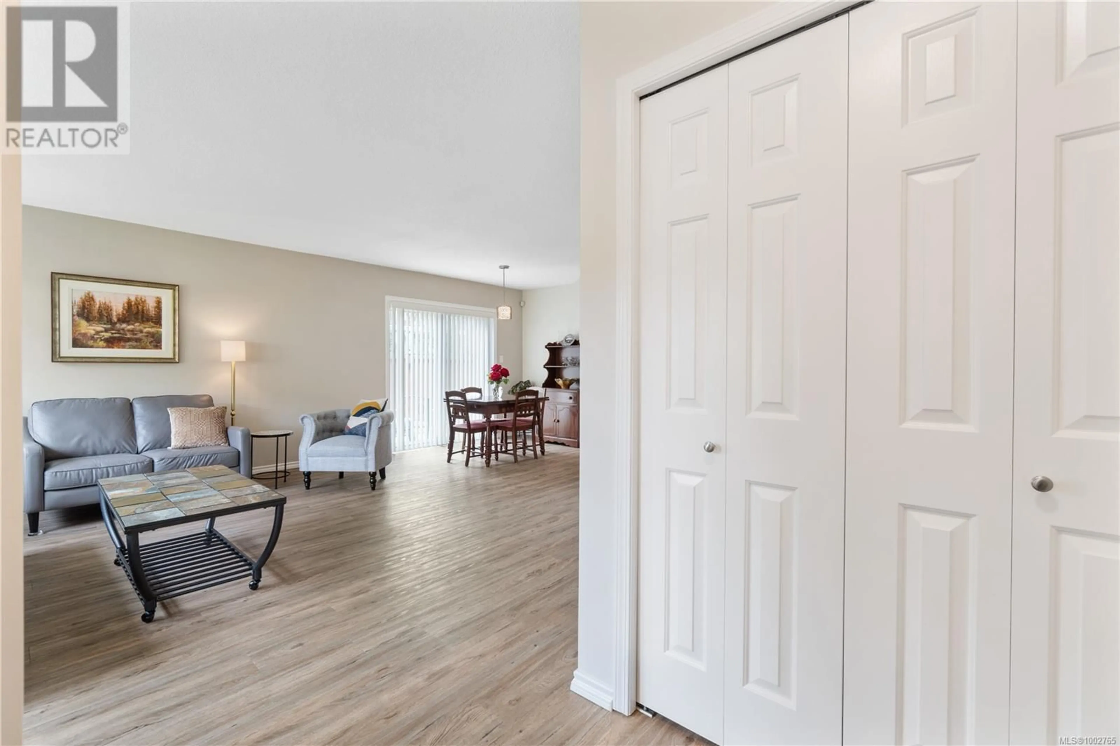 Indoor entryway for 7 - 4750 UPLANDS DRIVE, Nanaimo British Columbia V9T5V1