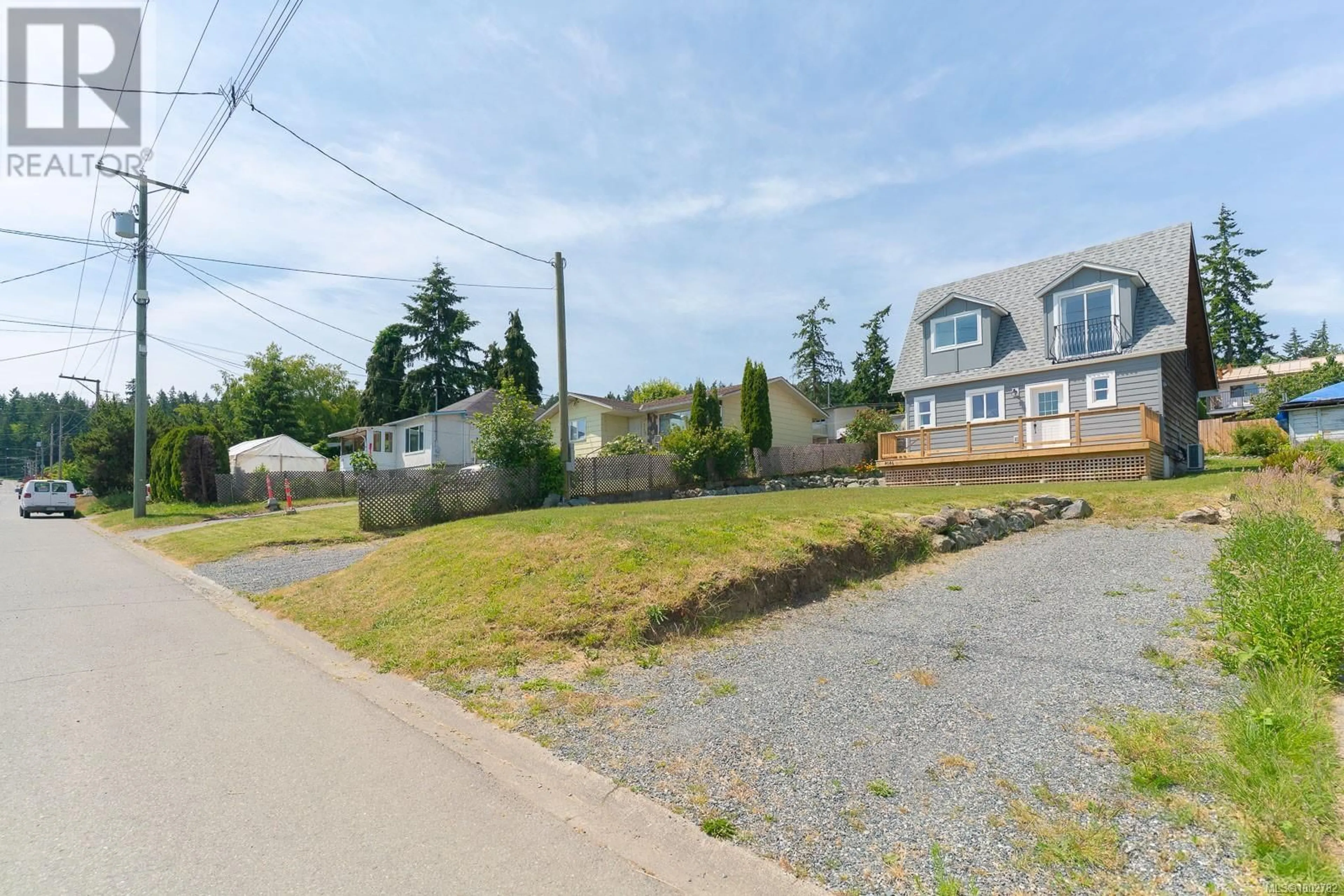 A pic from outside/outdoor area/front of a property/back of a property/a pic from drone, street for 8086 YORK AVENUE, Crofton British Columbia V0R1R0