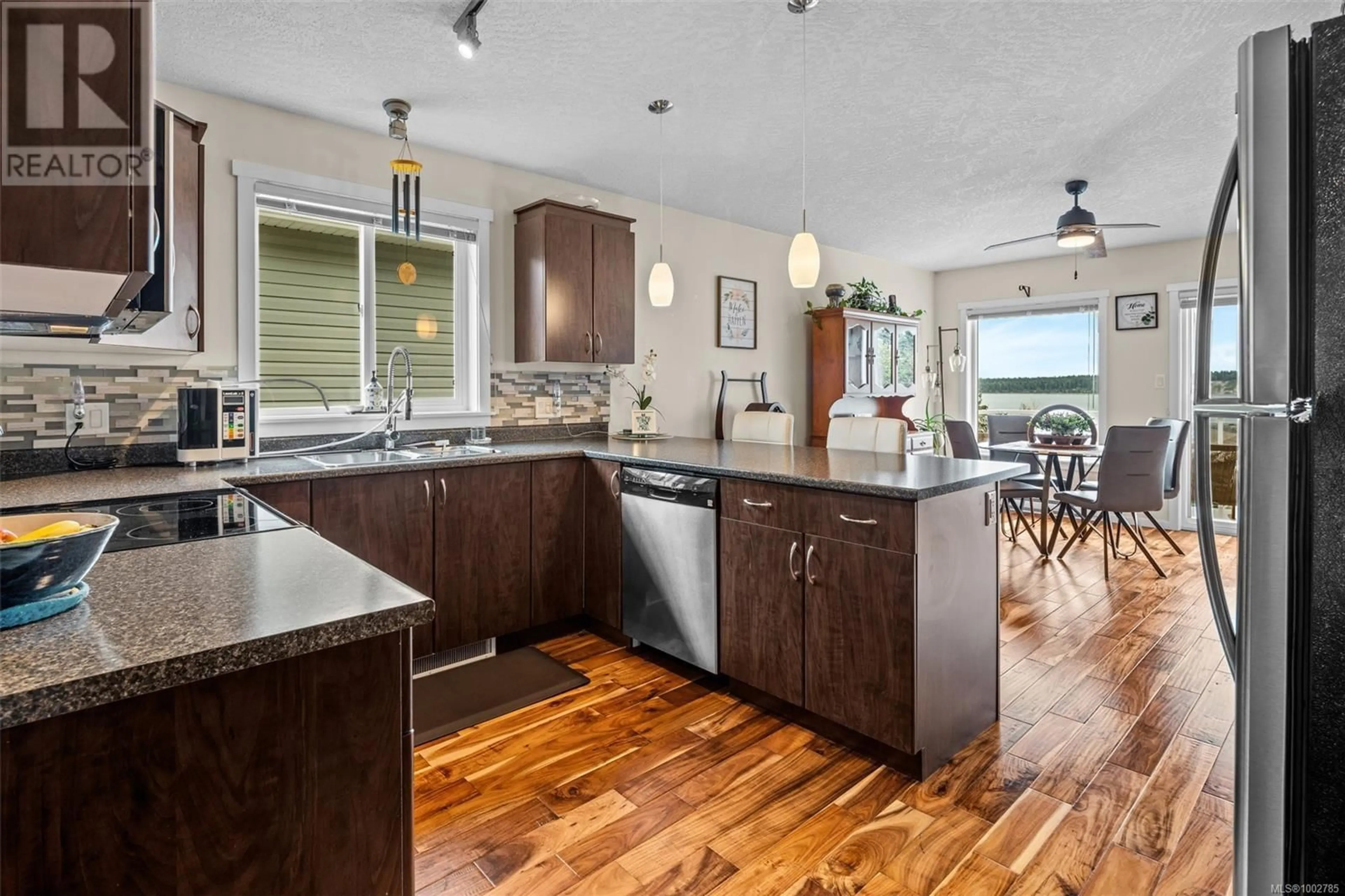 Open concept kitchen, unknown for 6 - 2740 STAUTW ROAD, Central Saanich British Columbia V8M0A8