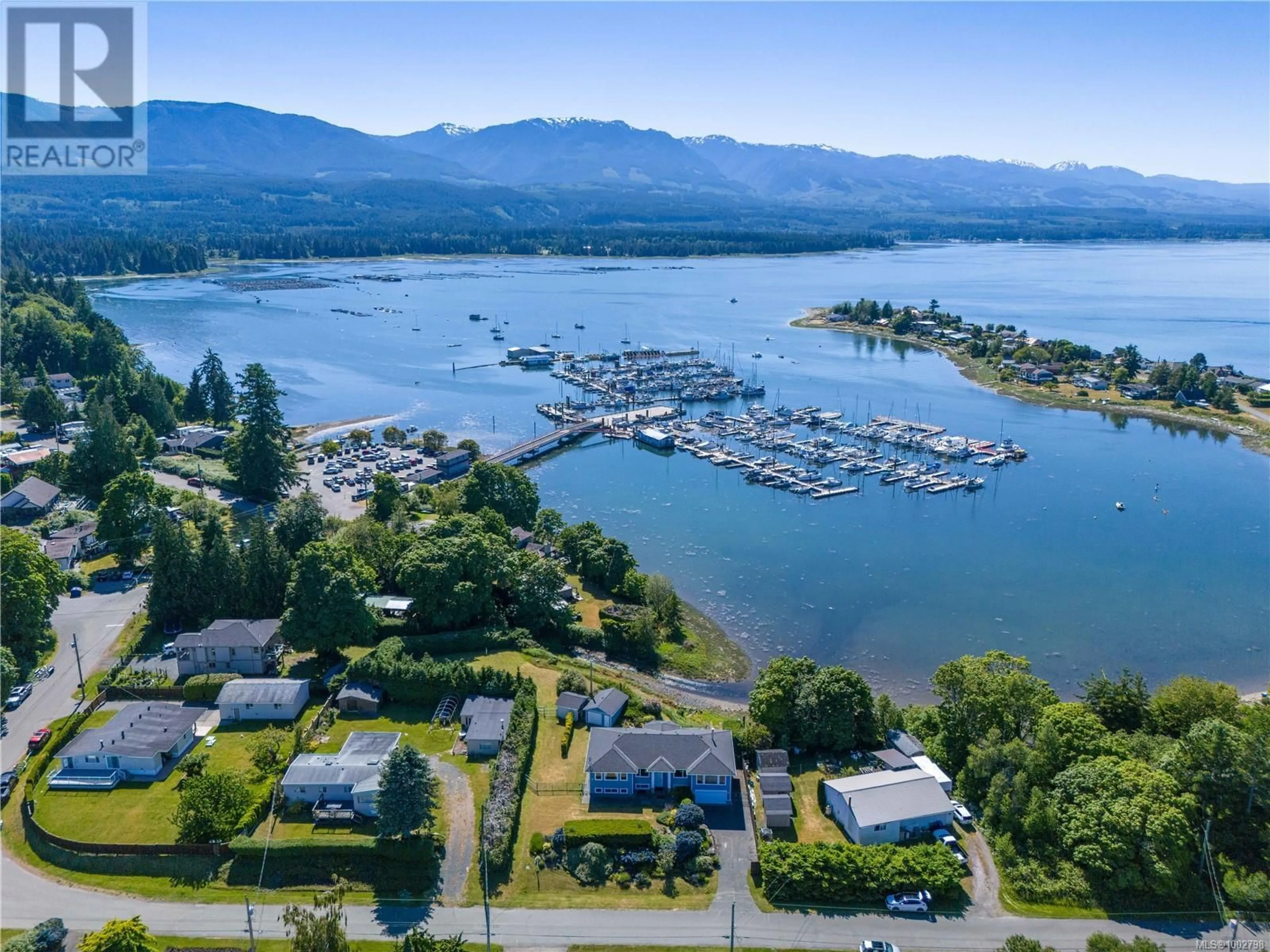 A pic from outside/outdoor area/front of a property/back of a property/a pic from drone, water/lake/river/ocean view for 5384 DEEP BAY DRIVE, Bowser British Columbia V0R1G0