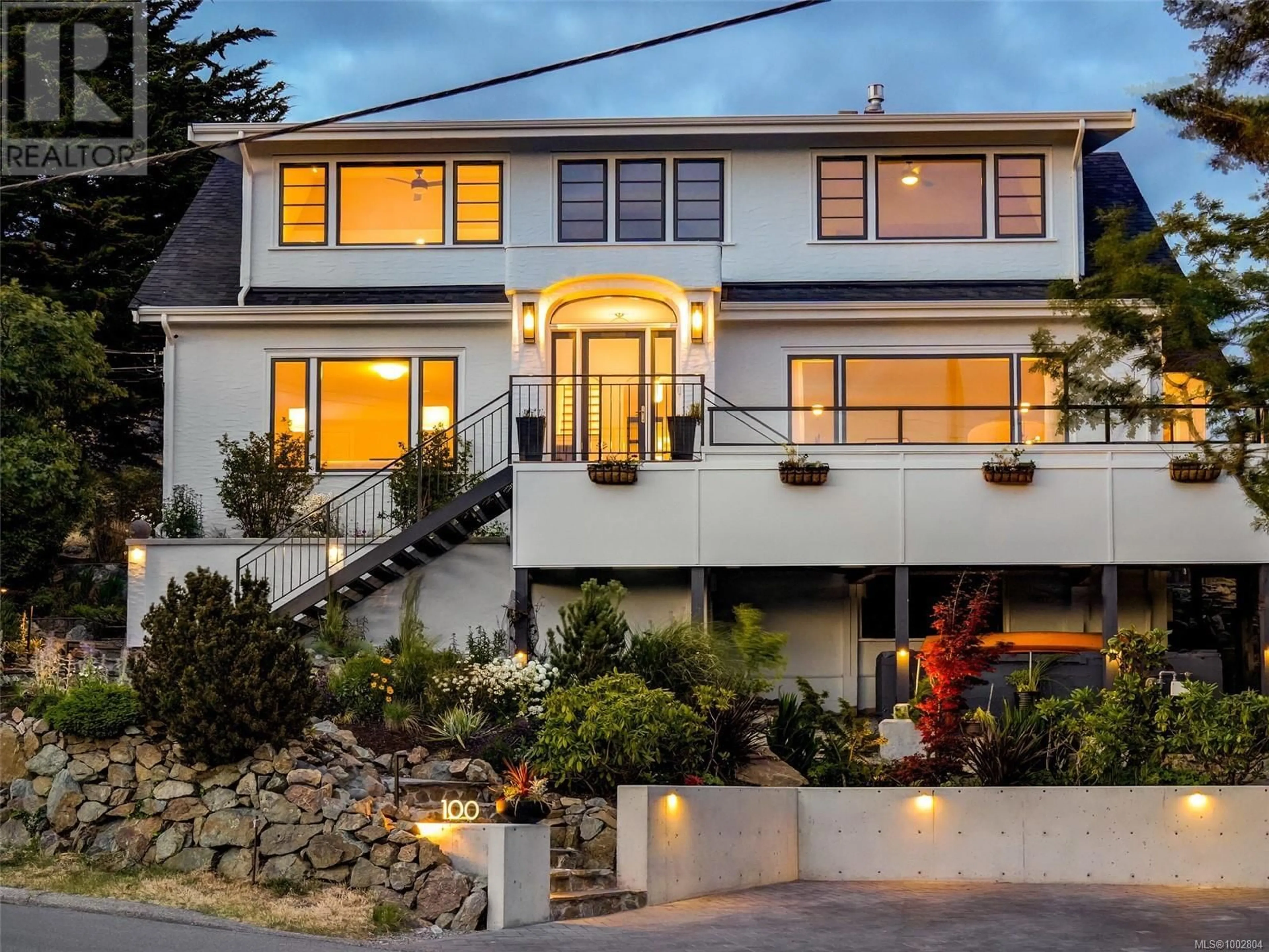 Home with vinyl exterior material, street for 100 KING GEORGE TERRACE, Oak Bay British Columbia V8S2J9