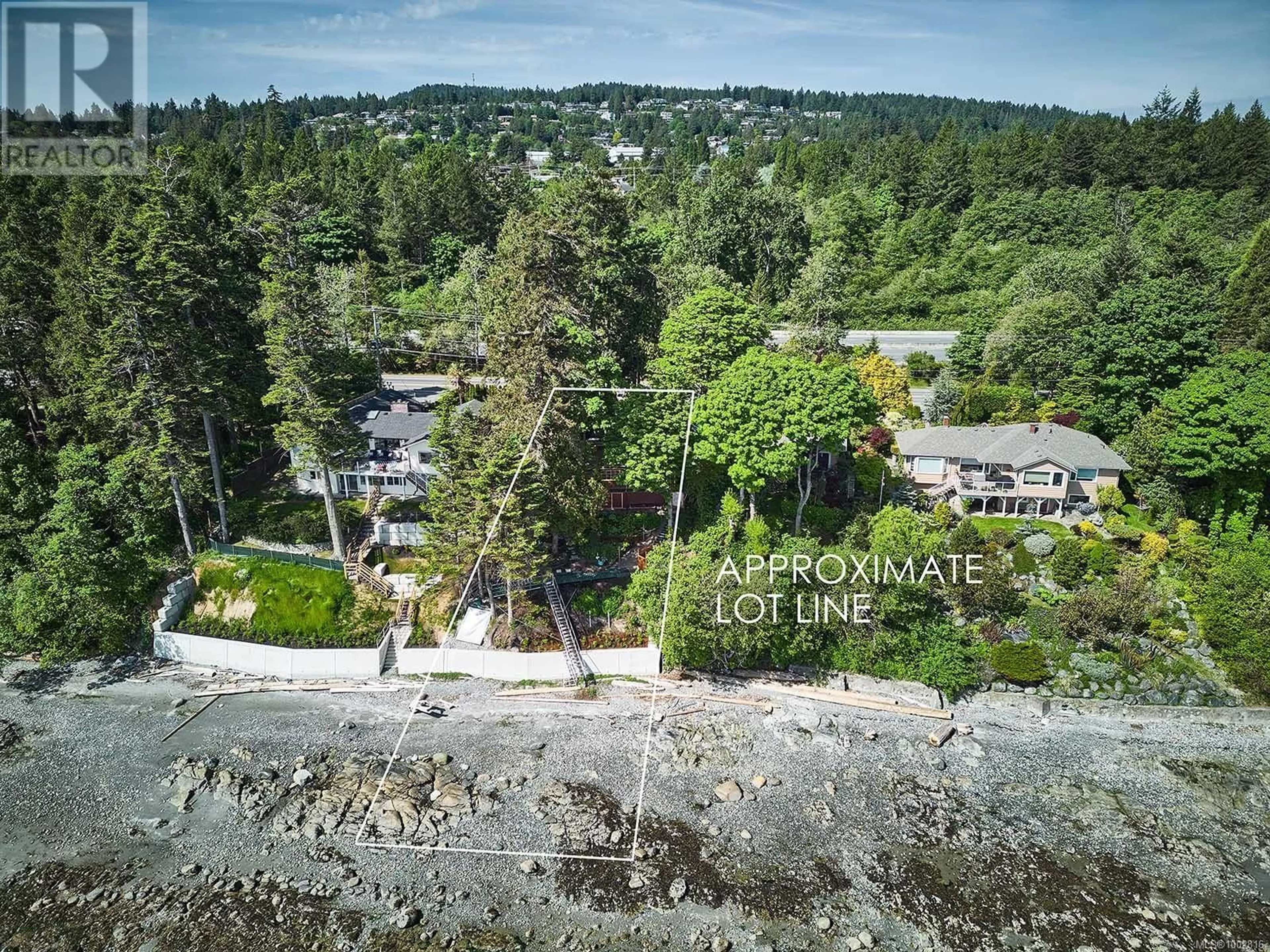 A pic from outside/outdoor area/front of a property/back of a property/a pic from drone, water/lake/river/ocean view for 9005 LOCHSIDE DRIVE, North Saanich British Columbia V8L1N1