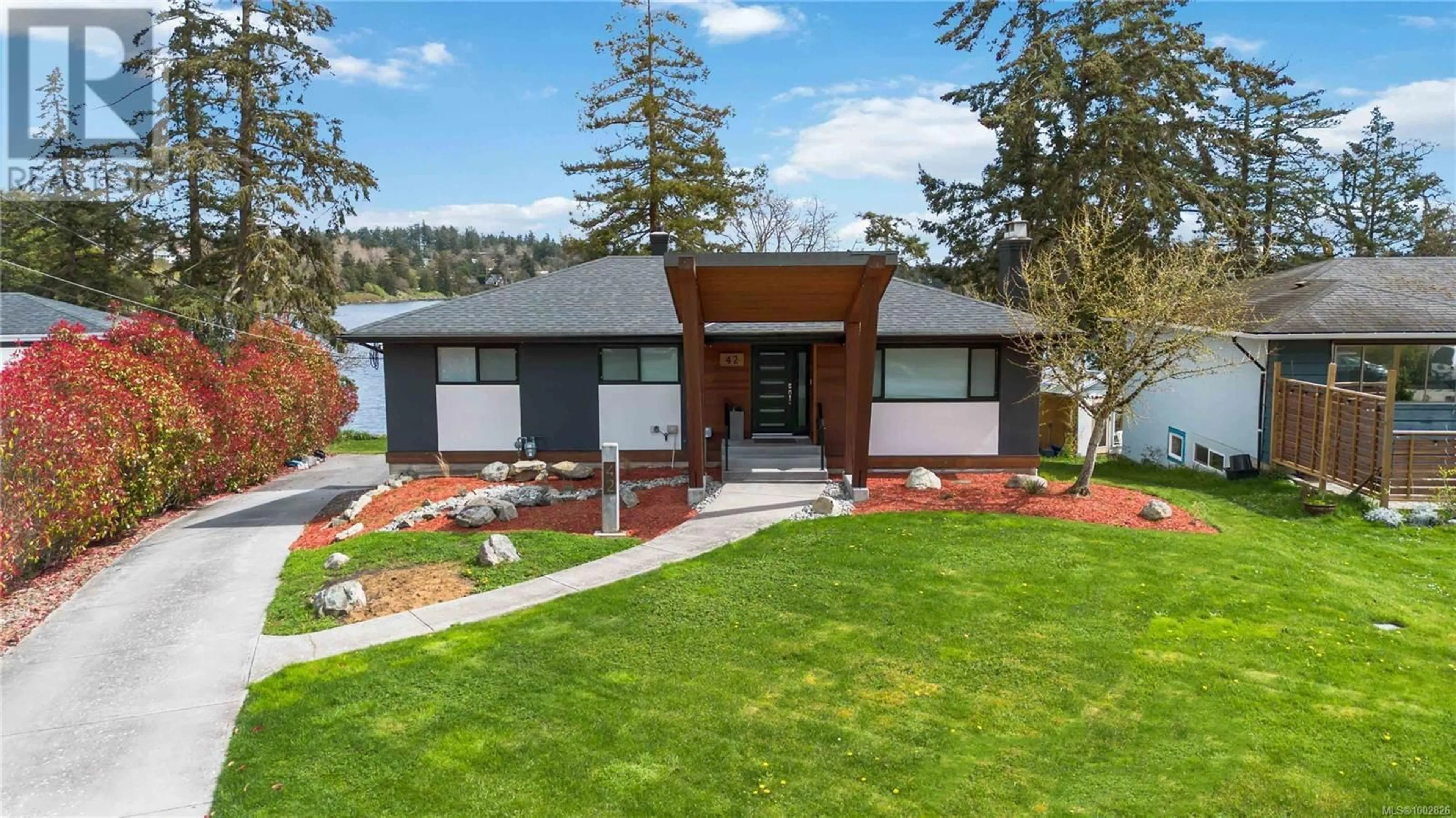 Home with brick exterior material, water/lake/river/ocean view for 42 KINGHAM PLACE, View Royal British Columbia V9B1L8