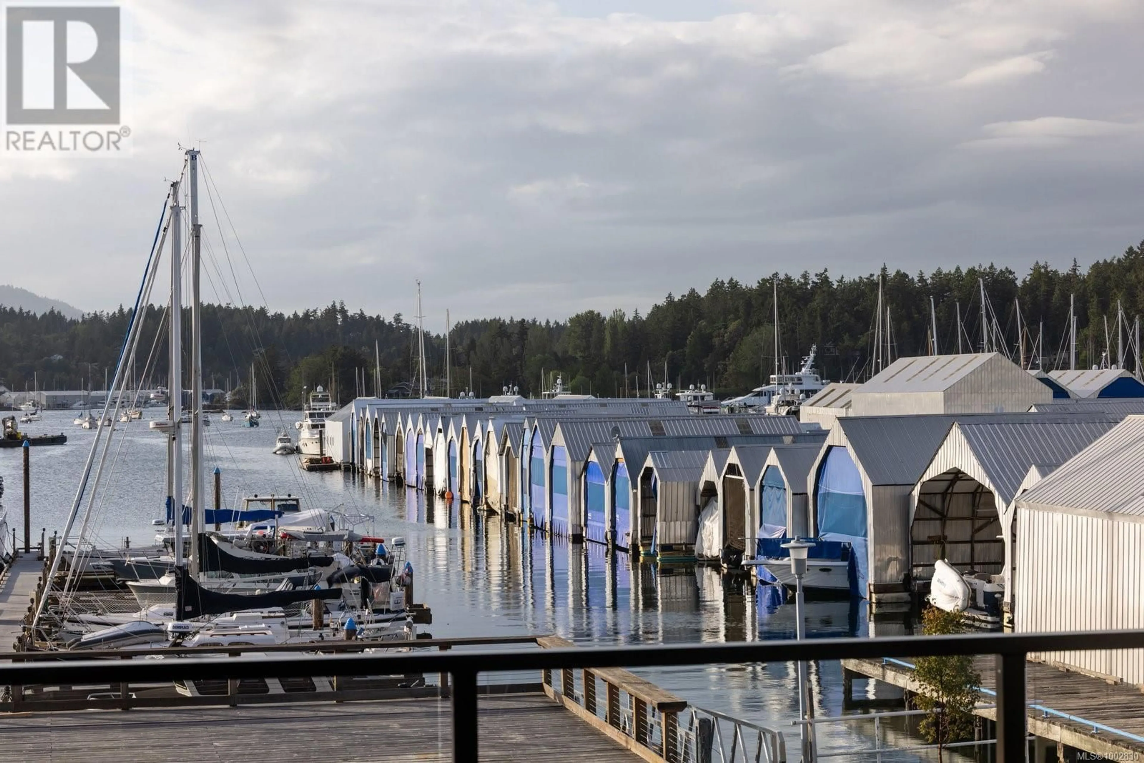 Patio, water/lake/river/ocean view for 201 - 2270 HARBOUR ROAD, Sidney British Columbia V8L2P6