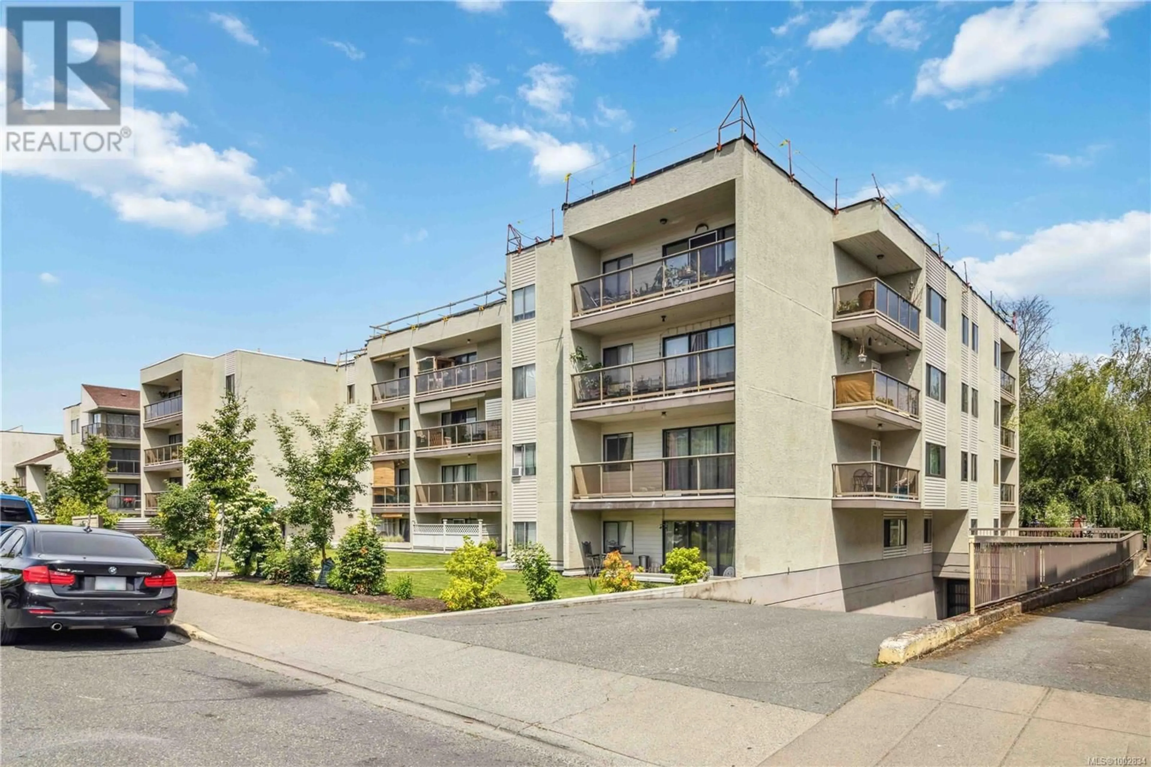 Unknown for 209 - 2747 QUADRA STREET, Victoria British Columbia V8T4E5