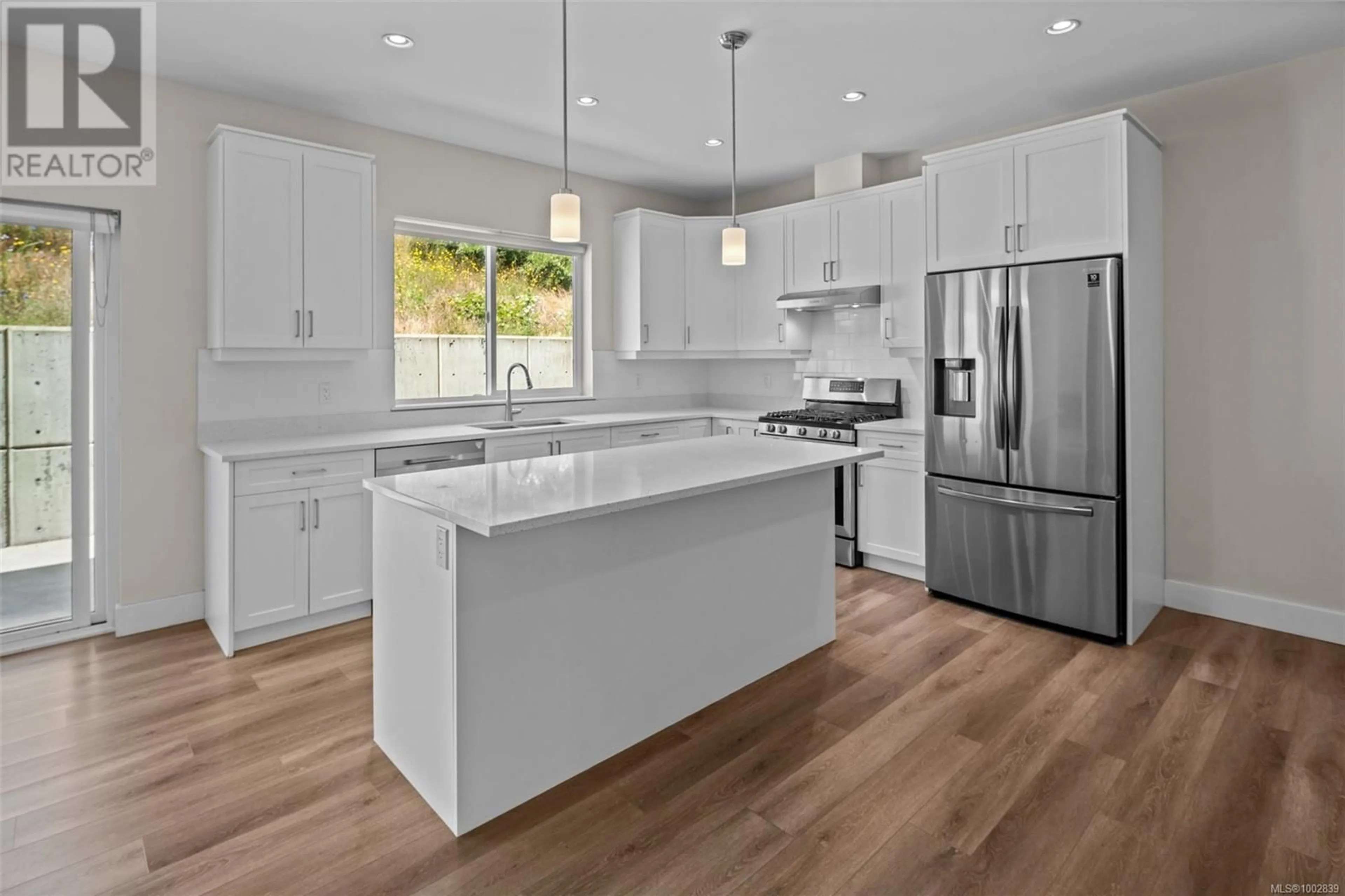 Open concept kitchen, unknown for 326 LONE OAK PLACE, Langford British Columbia V9B0X3