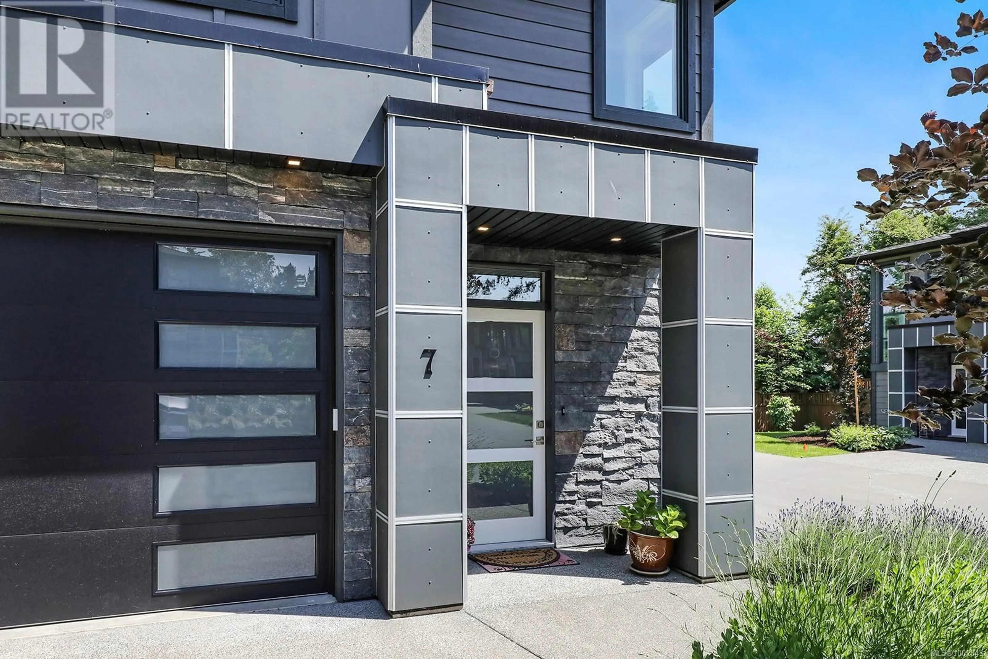 Home with brick exterior material, street for 7 - 468 ANDERTON ROAD, Comox British Columbia V9M2A5