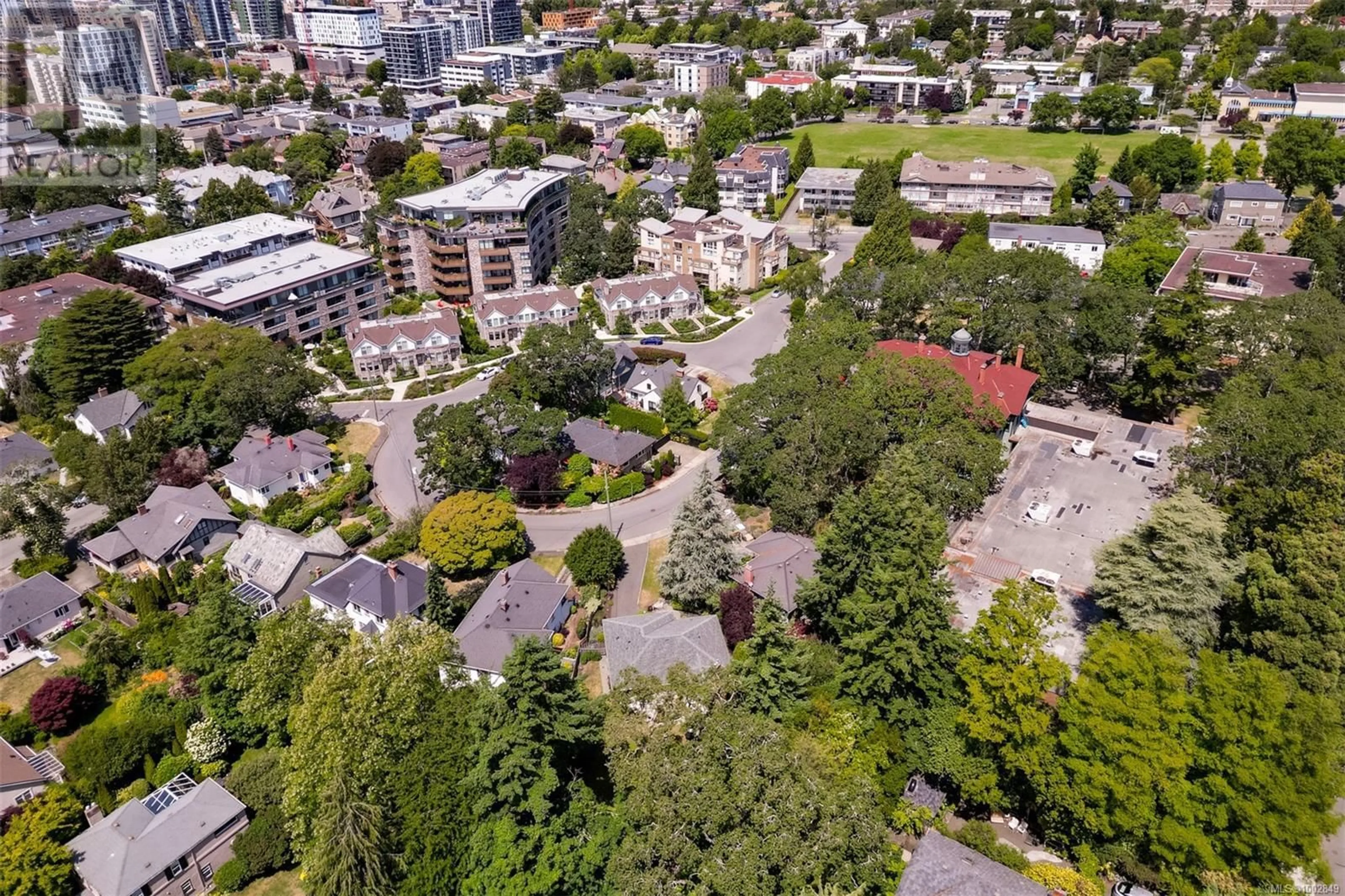 A pic from outside/outdoor area/front of a property/back of a property/a pic from drone, city buildings view from balcony for 1033 PENTRELEW PLACE, Victoria British Columbia V8V4J5