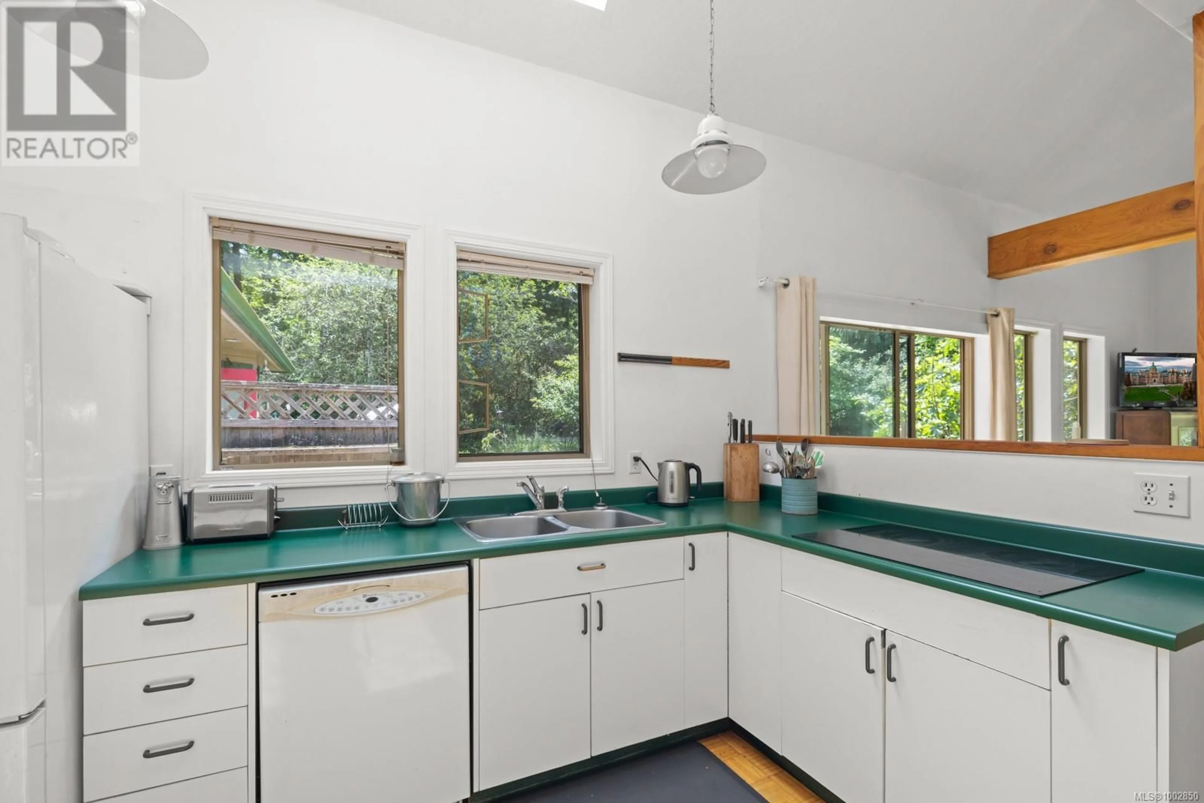 Standard kitchen, ceramic/tile floor for 780 WINFALL ROAD, Metchosin British Columbia V9C4E4