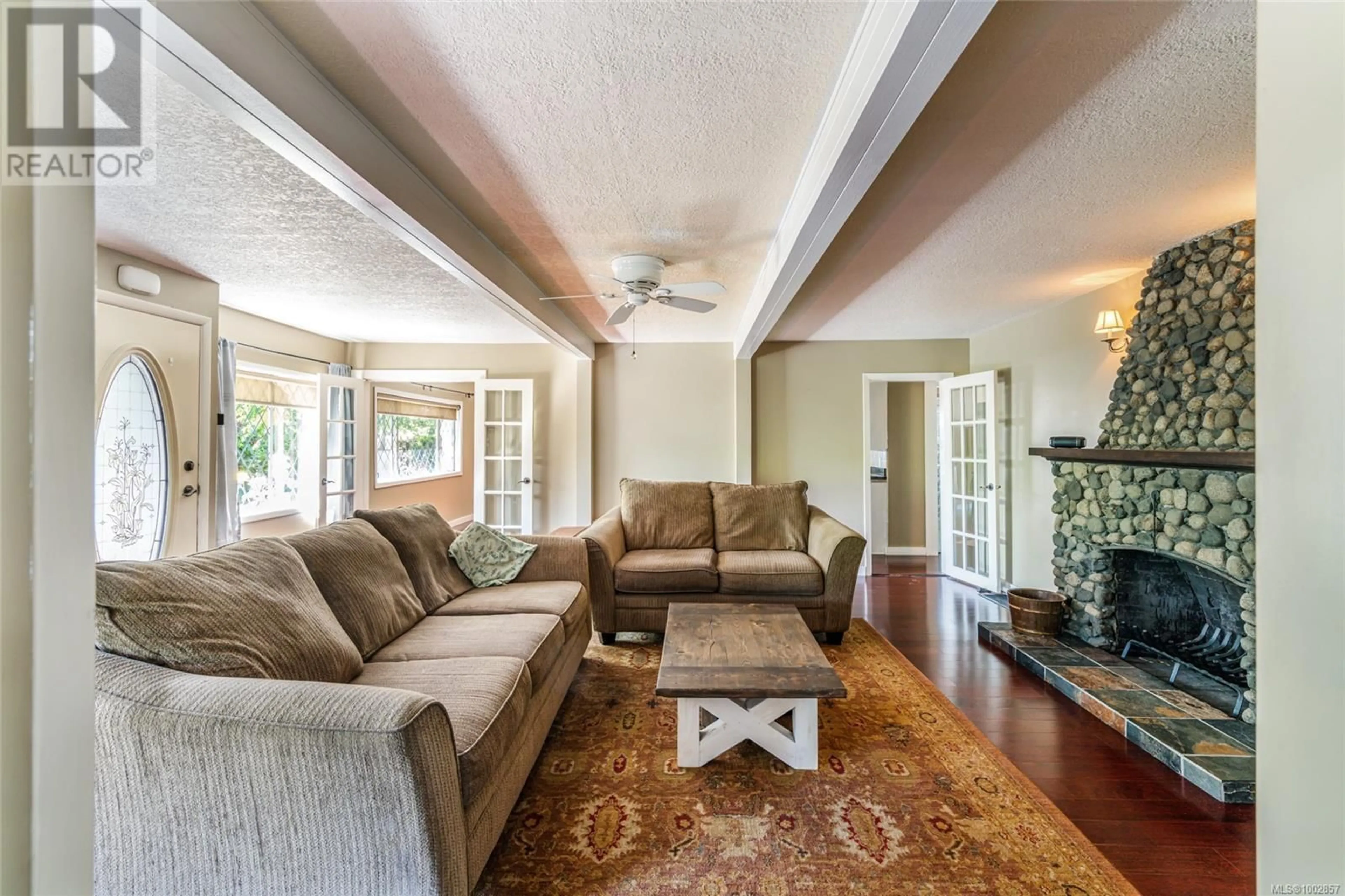 Living room with furniture, unknown for 3561 9TH AVENUE, Port Alberni British Columbia V9Y4T4