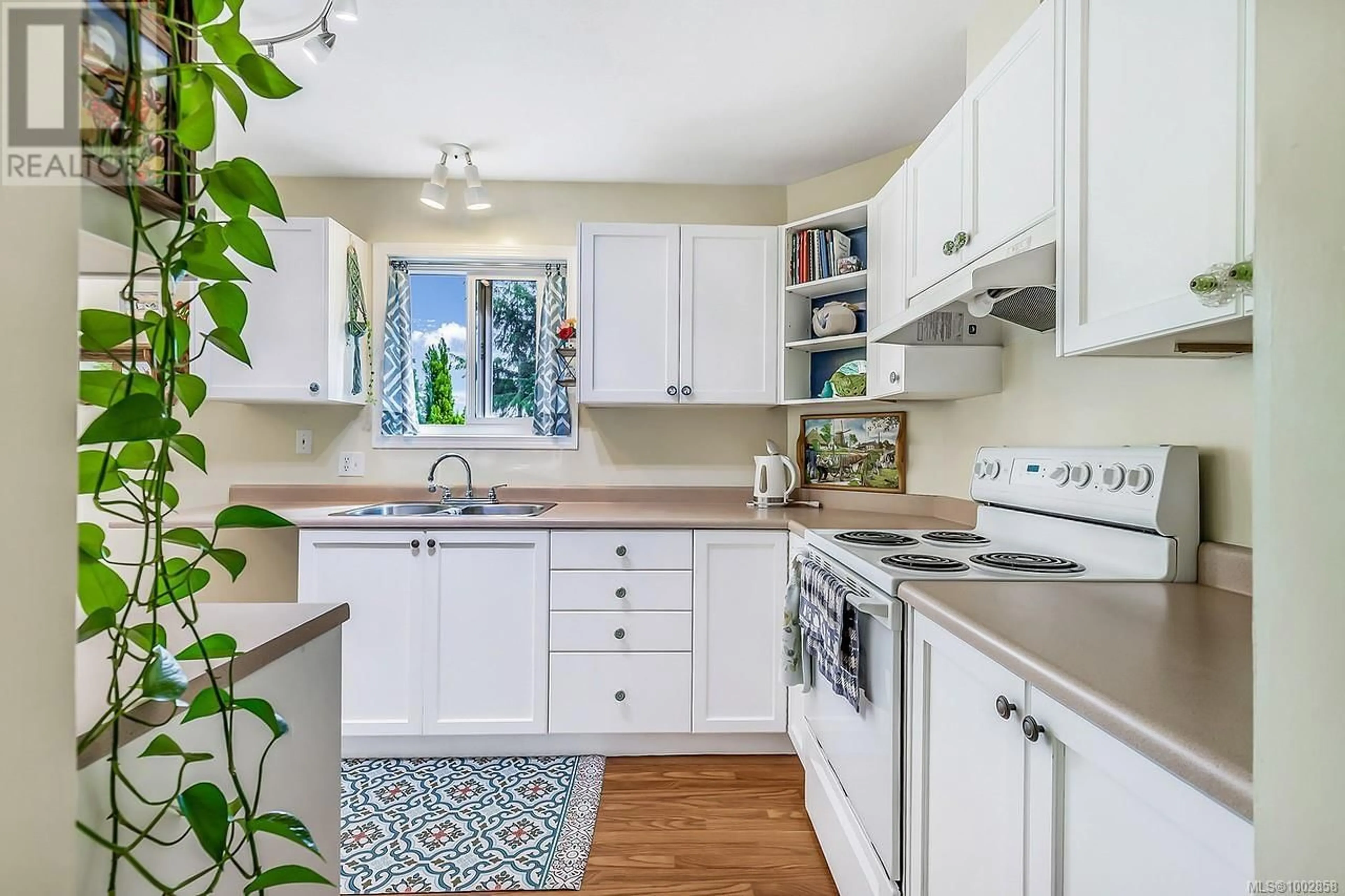 Unknown for 238 BOWLSBY STREET, Nanaimo British Columbia V9R5K1