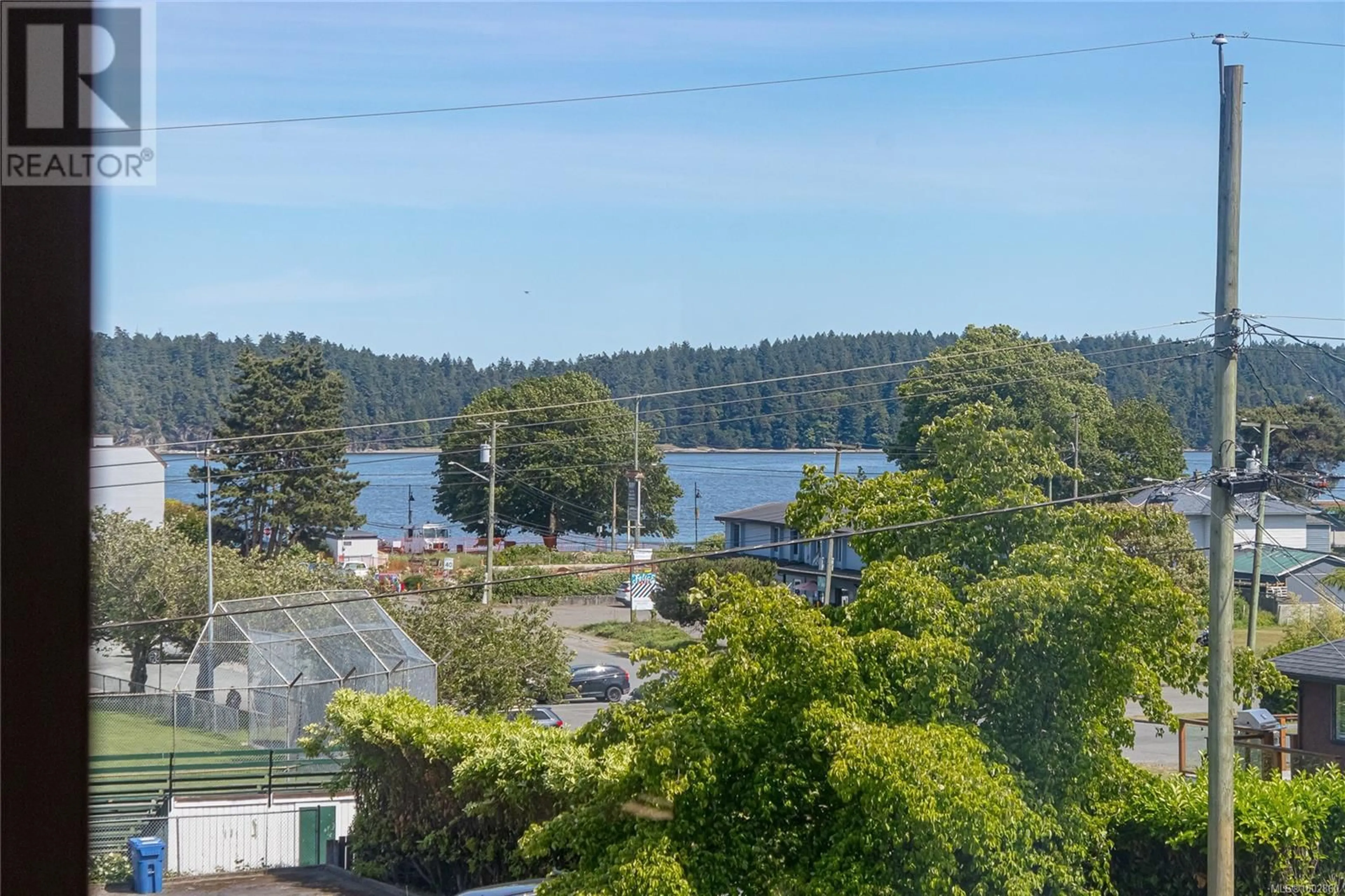 A pic from outside/outdoor area/front of a property/back of a property/a pic from drone, water/lake/river/ocean view for 2825 ELK STREET, Nanaimo British Columbia V9S3V2