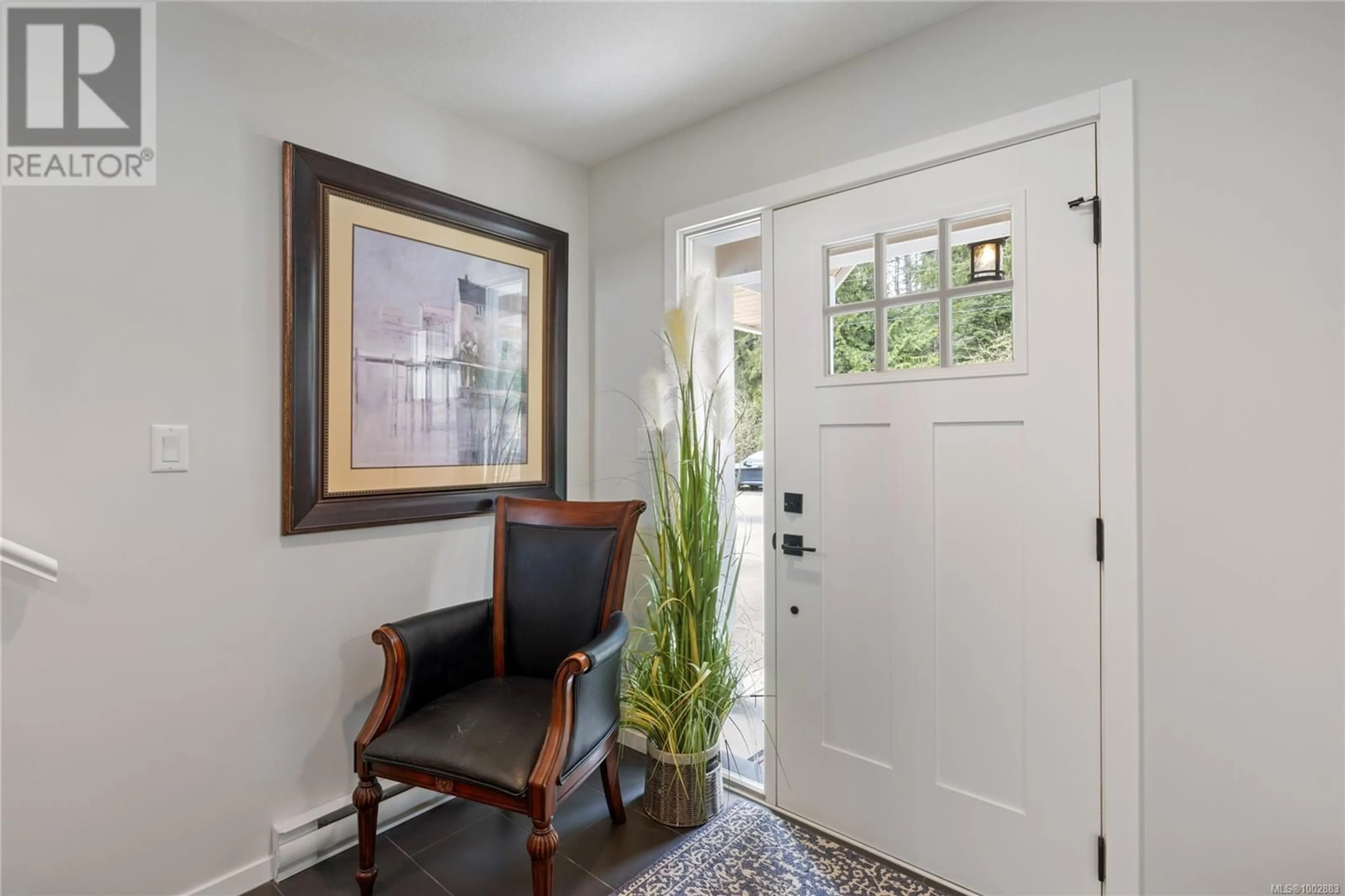 Indoor entryway for 1308 FIELDING ROAD, Nanaimo British Columbia V9X1K8