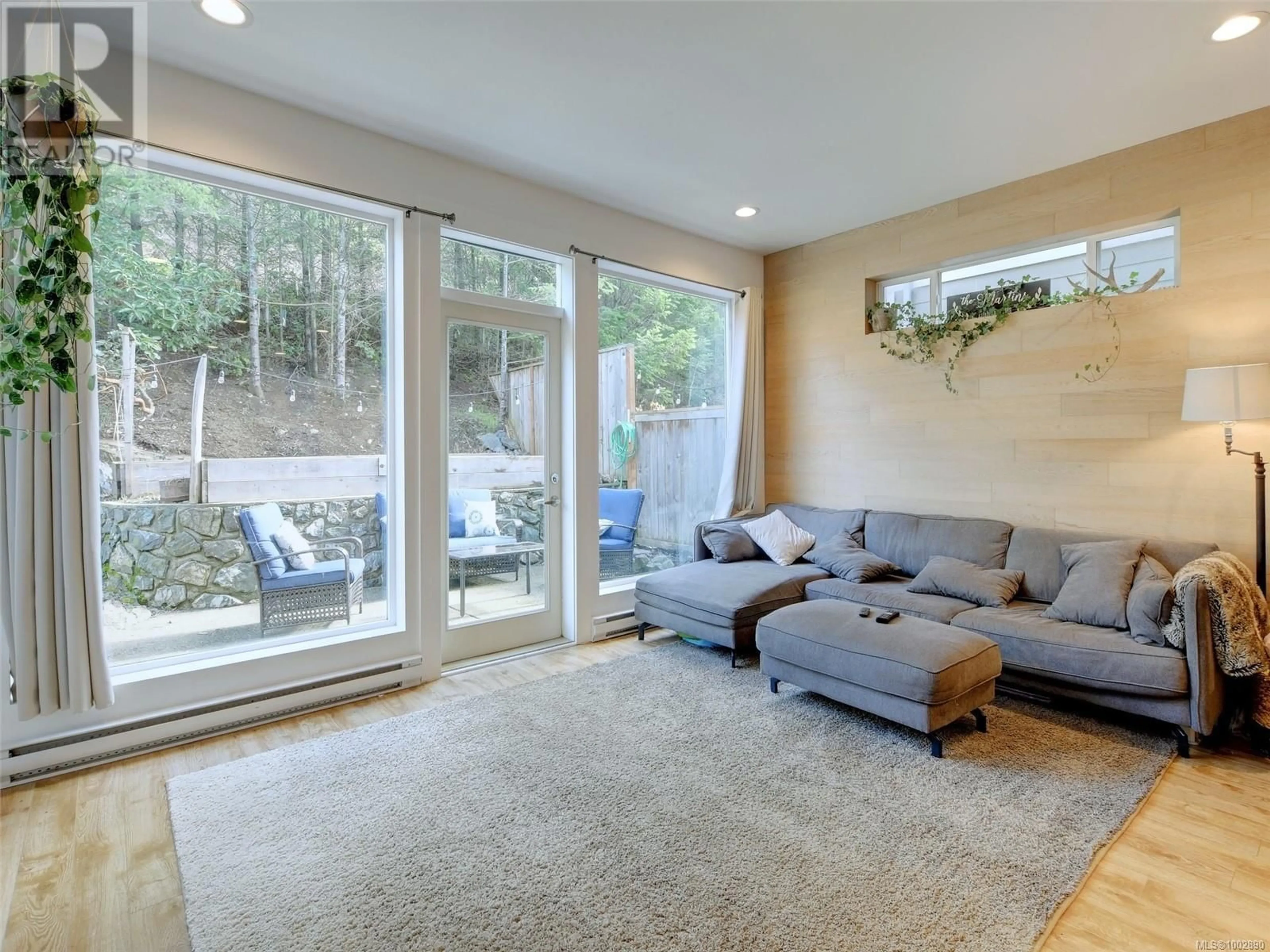 Living room with furniture, unknown for 3351 VISION WAY, Langford British Columbia V9C0E4
