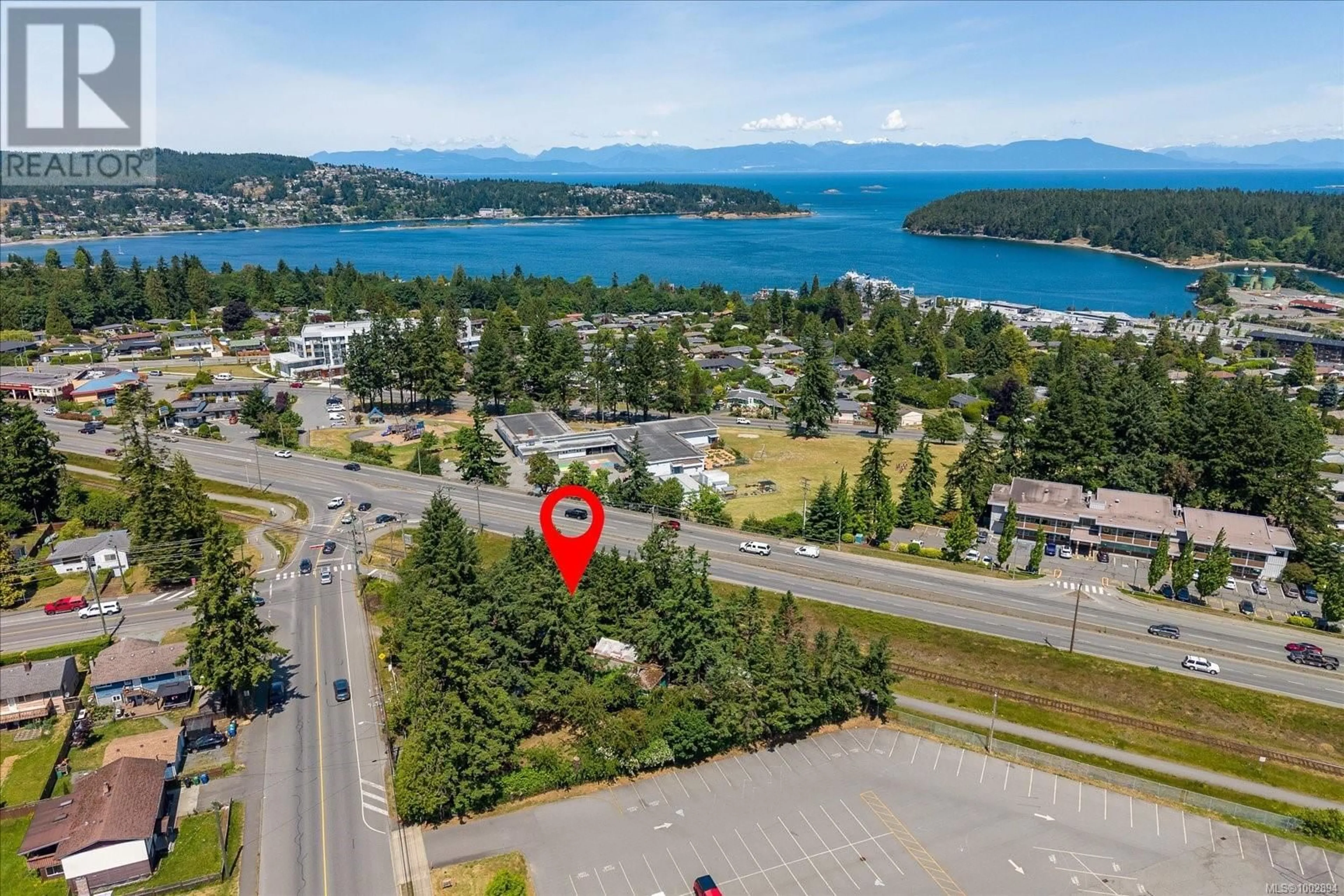 A pic from outside/outdoor area/front of a property/back of a property/a pic from drone, water/lake/river/ocean view for 1750 WADDINGTON ROAD, Nanaimo British Columbia V9S4W3