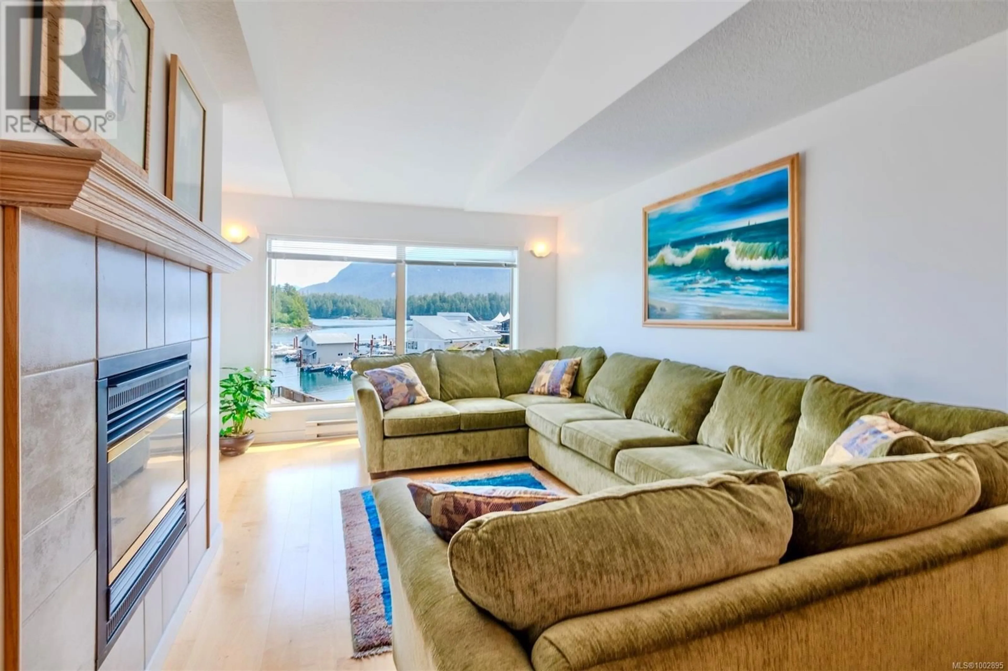 Living room with furniture, unknown for 6 - 624 CAMPBELL STREET, Tofino British Columbia V0R2Z0