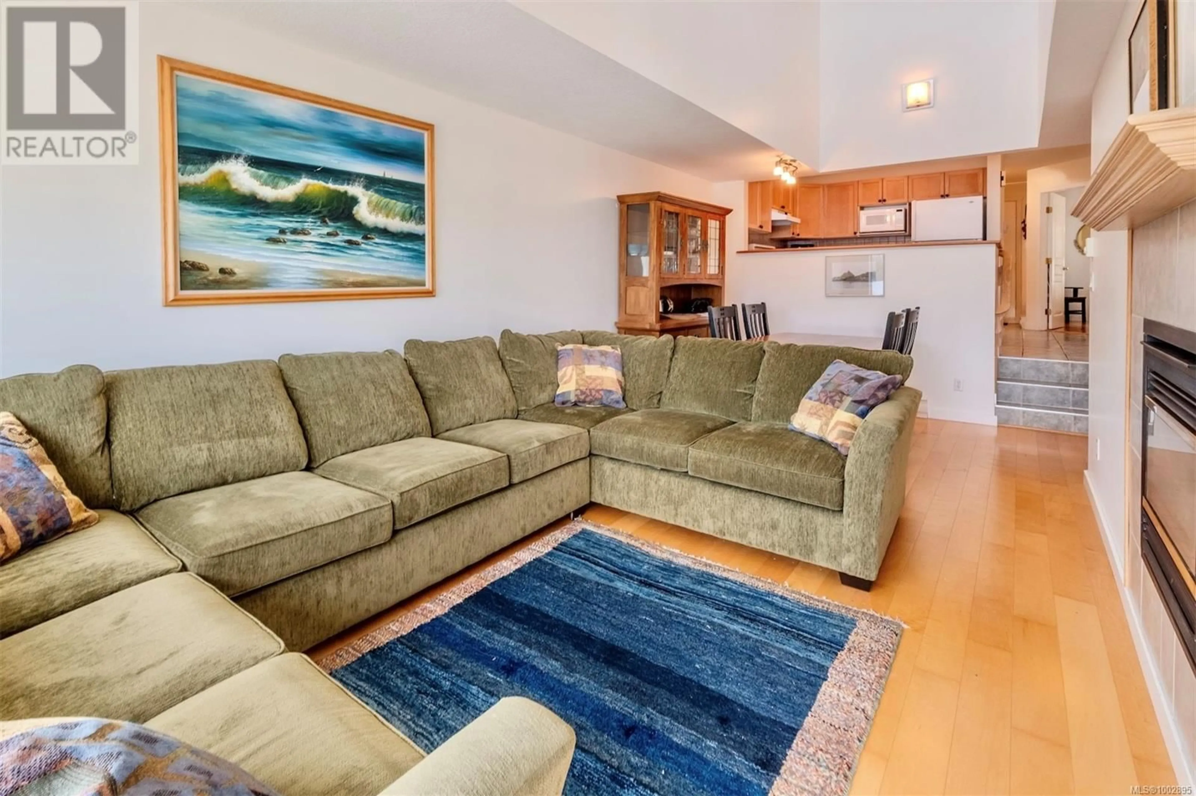 Living room with furniture, unknown for 6 - 624 CAMPBELL STREET, Tofino British Columbia V0R2Z0