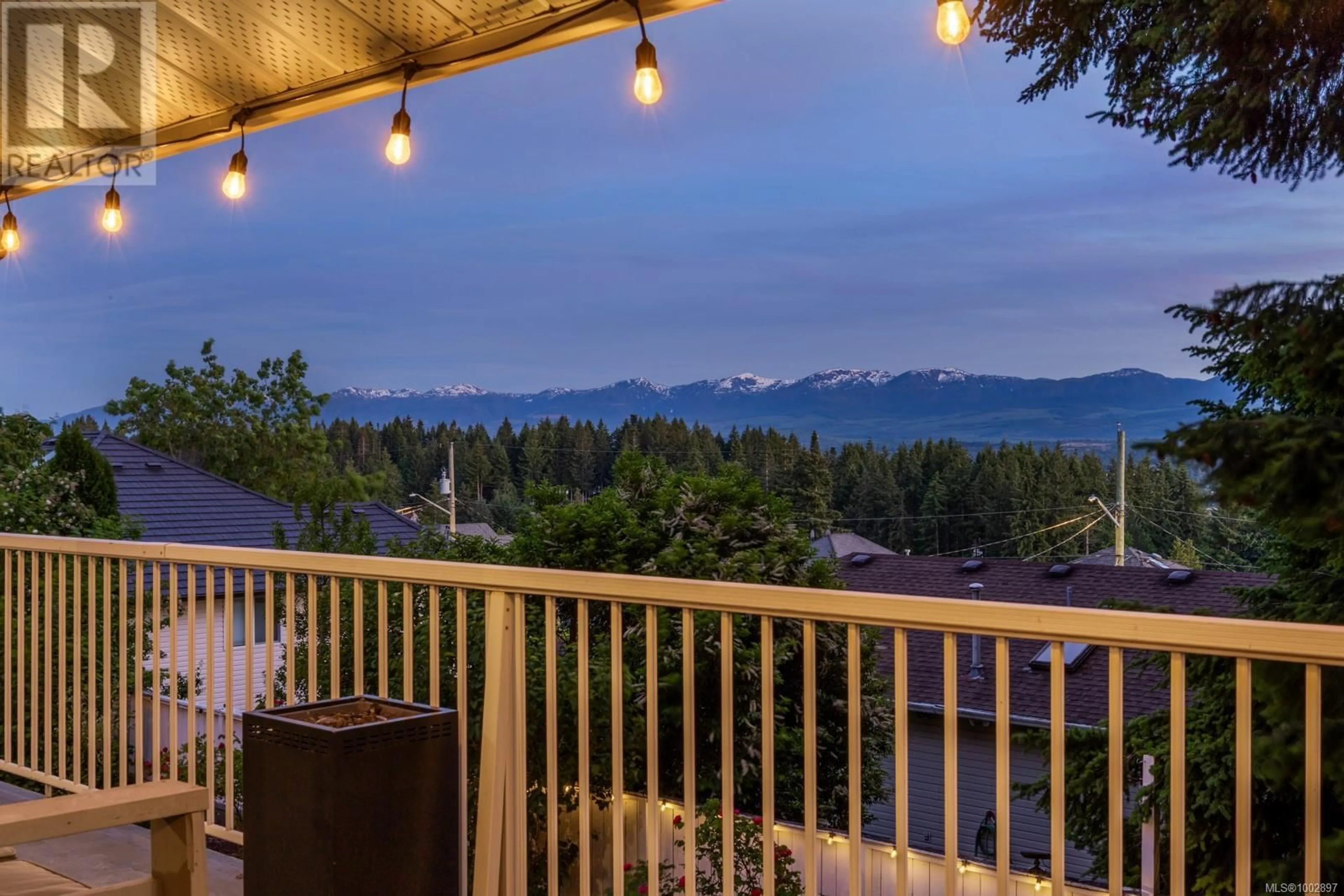 Patio, water/lake/river/ocean view for 787 EVERGREEN AVENUE, Courtenay British Columbia V9N6Y1