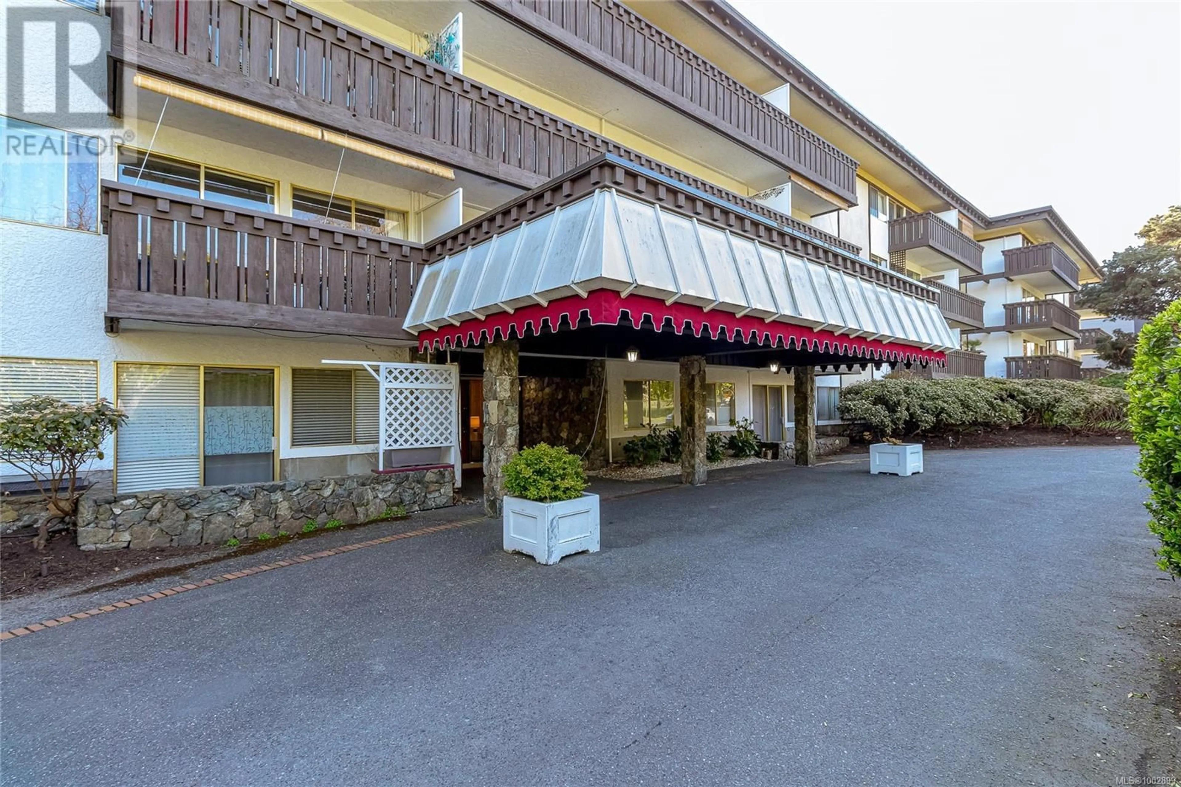 Patio, unknown for 308 - 964 HEYWOOD AVENUE, Victoria British Columbia V8X5J2