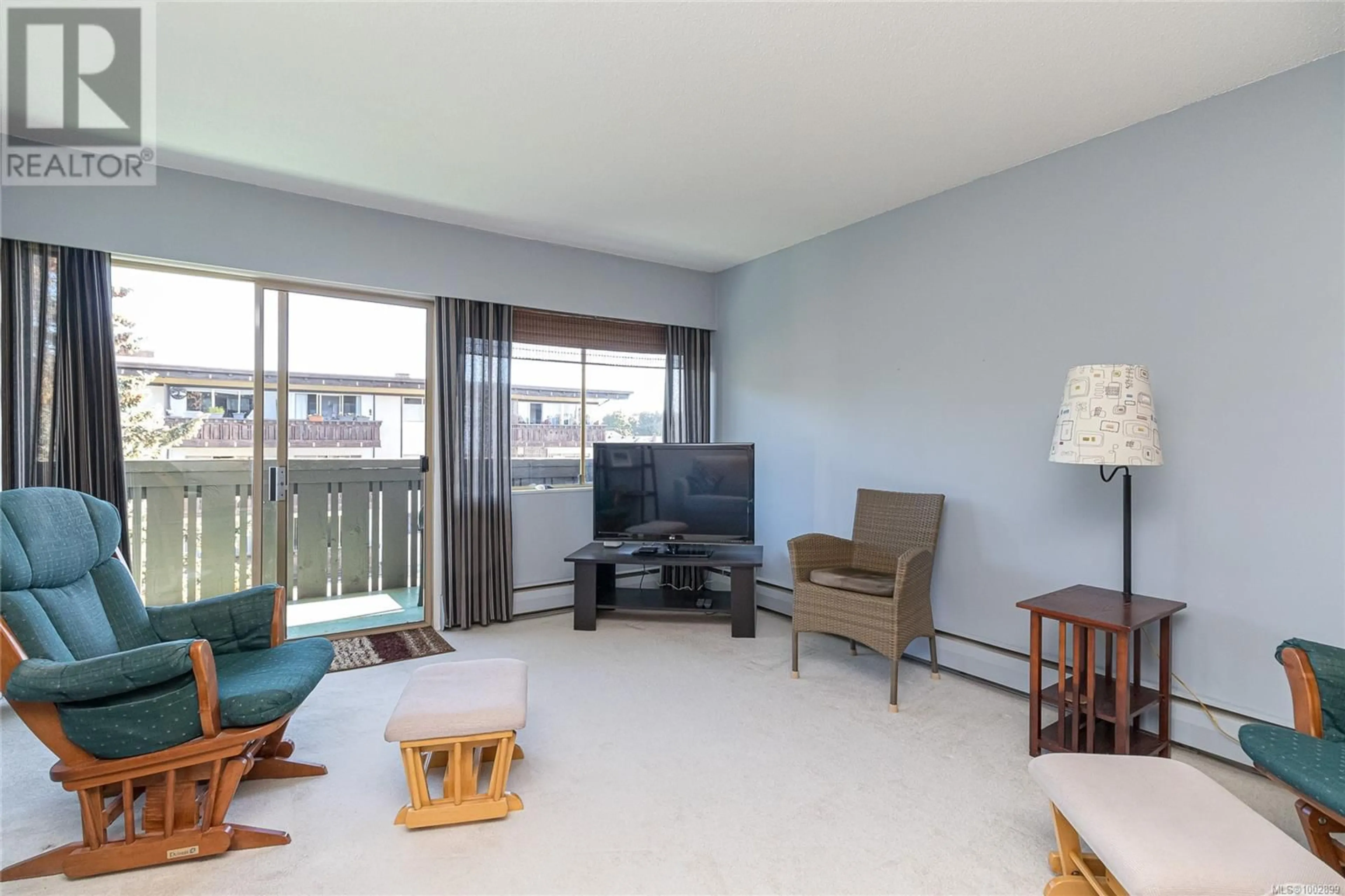 Living room with furniture, unknown for 308 - 964 HEYWOOD AVENUE, Victoria British Columbia V8X5J2