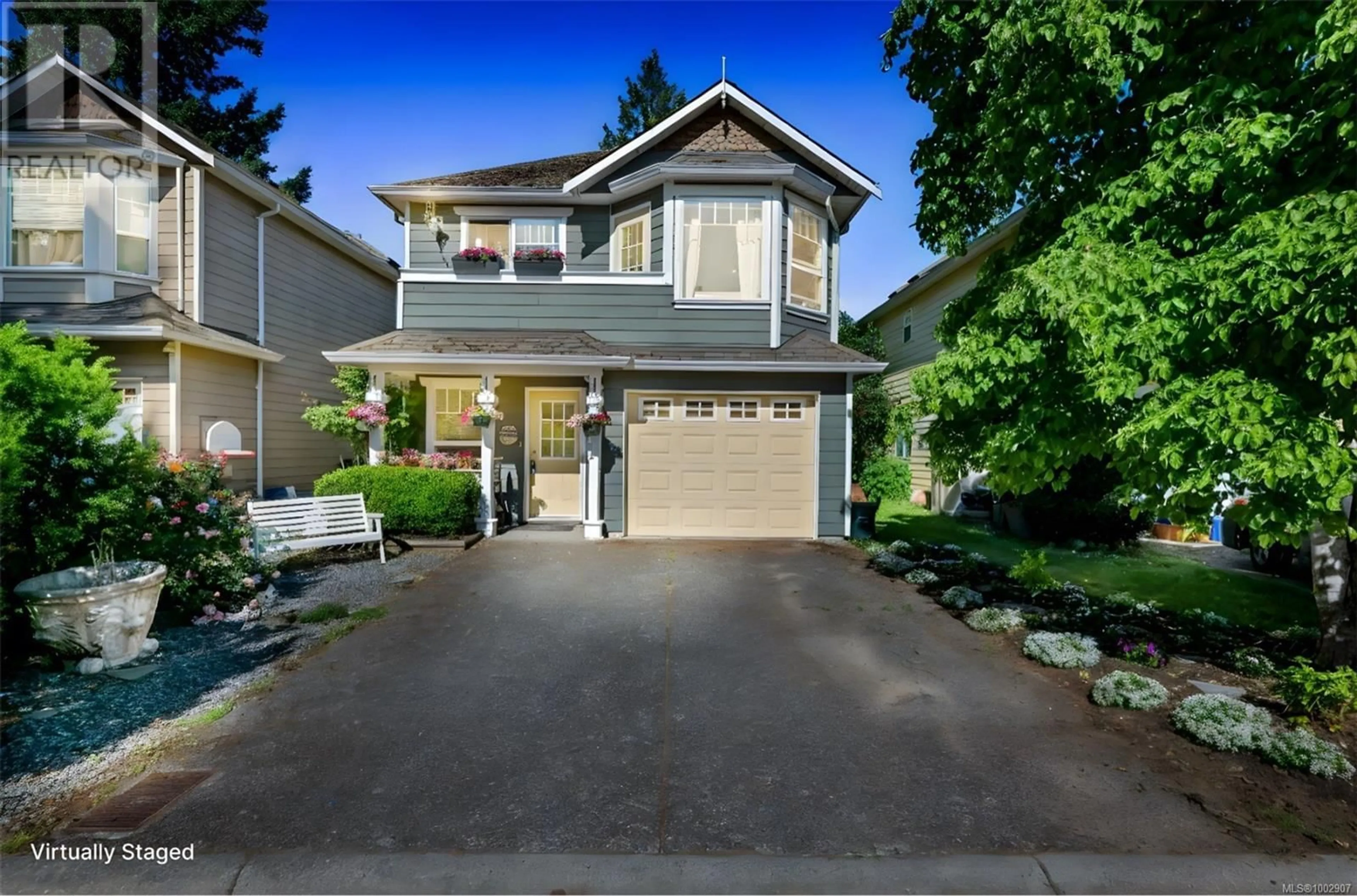 Home with vinyl exterior material, street for 2336 HOYLAKE CRESCENT, Langford British Columbia V9B6K5