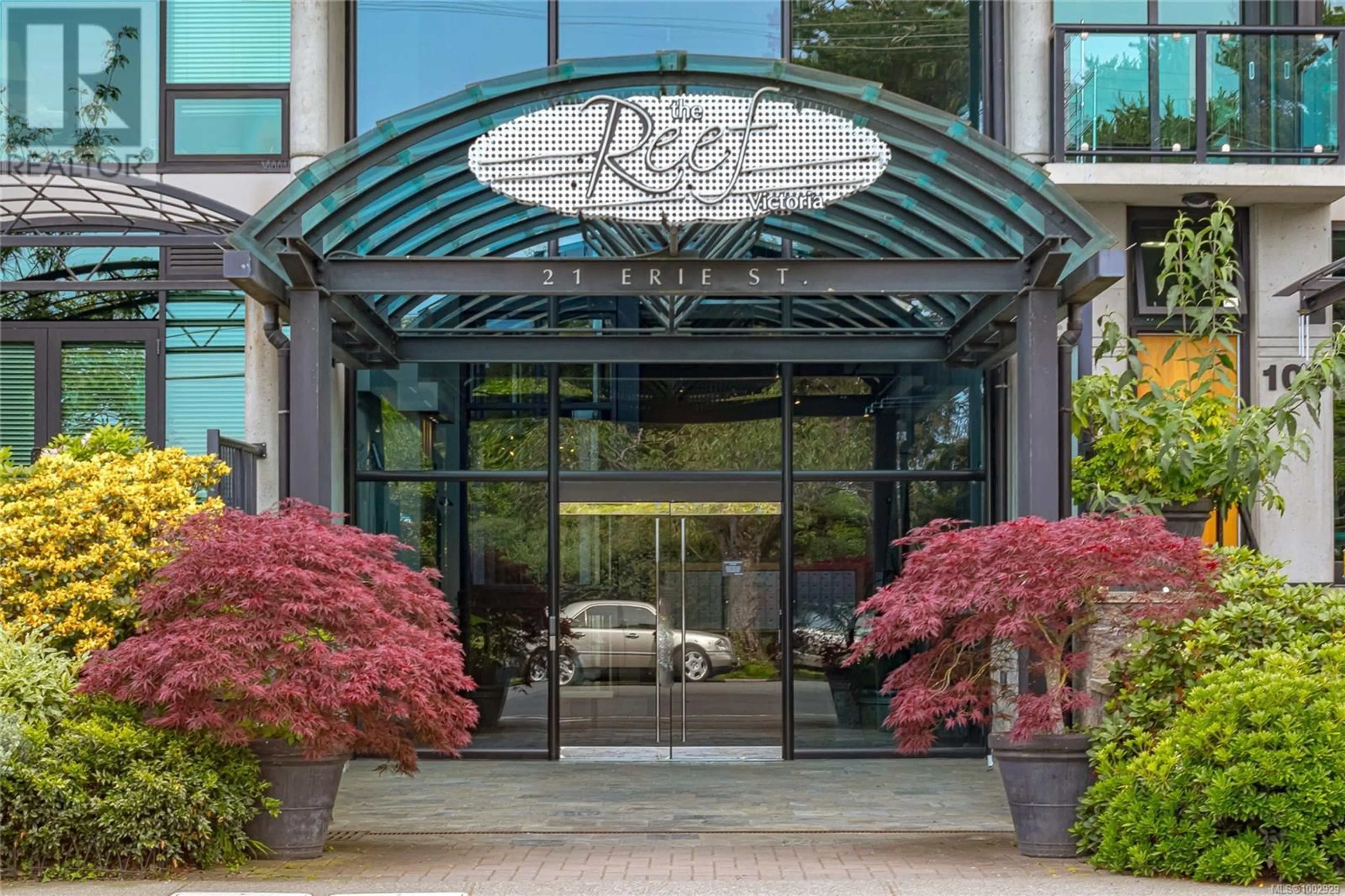 Indoor foyer for 408 - 21 ERIE STREET, Victoria British Columbia V8V5A8
