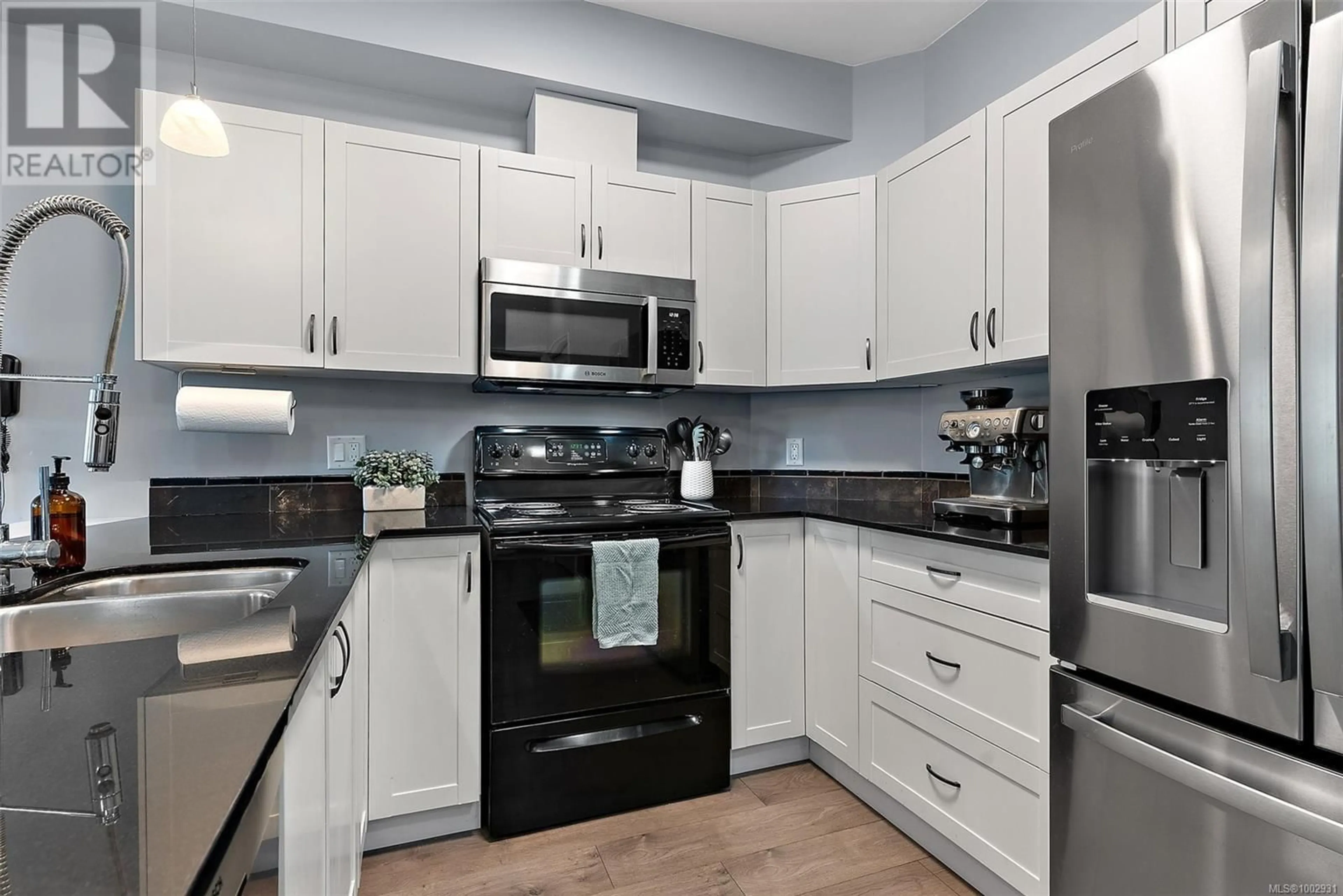 Unknown for 205 - 821 GOLDSTREAM AVENUE, Langford British Columbia V9B2X8