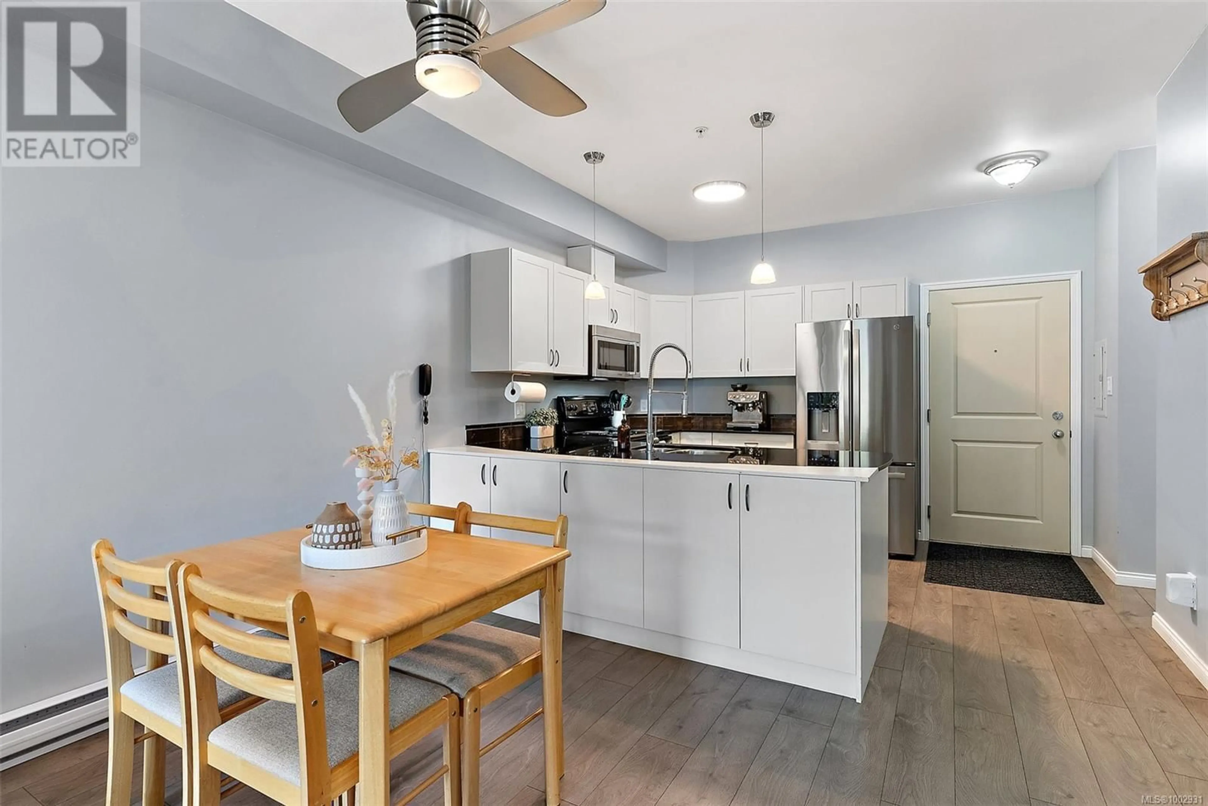 Open concept kitchen, unknown for 205 - 821 GOLDSTREAM AVENUE, Langford British Columbia V9B2X8