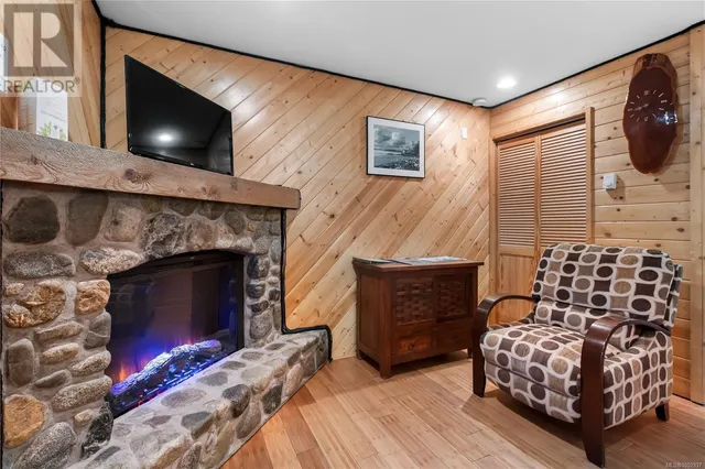 277 BOARDWALK BOULEVARD, Ucluelet 5
