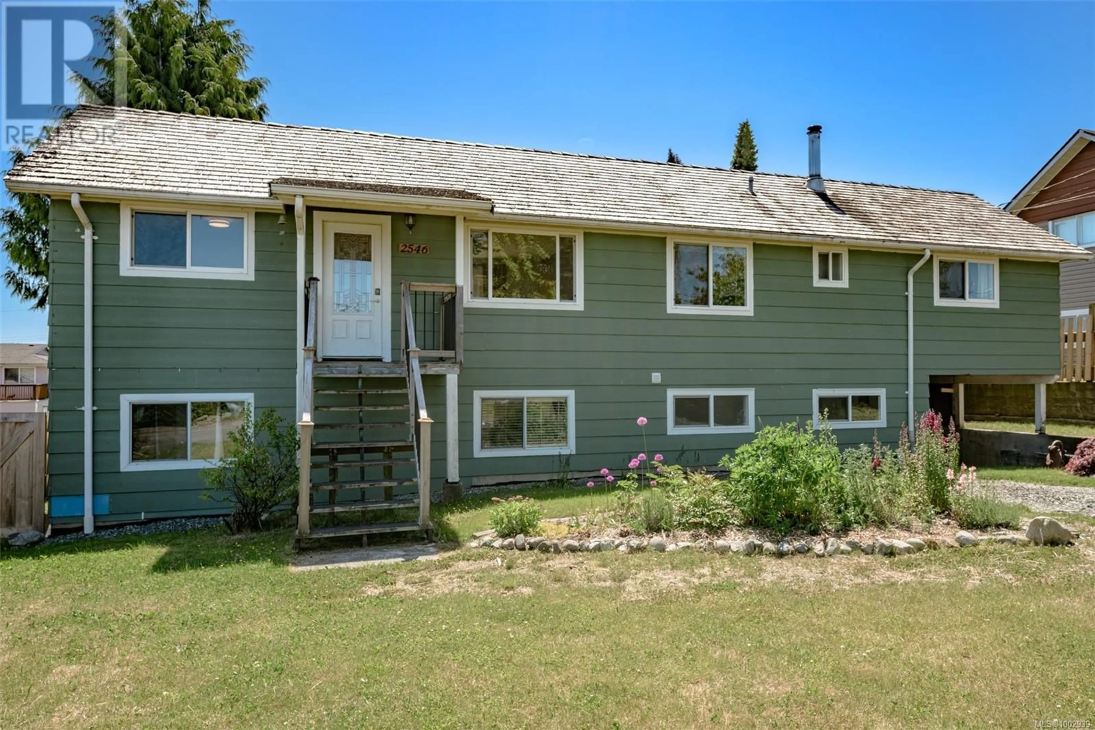 Home with vinyl exterior material, street for 2546 HADDINGTON CRESCENT, Port McNeill British Columbia V0N2R0