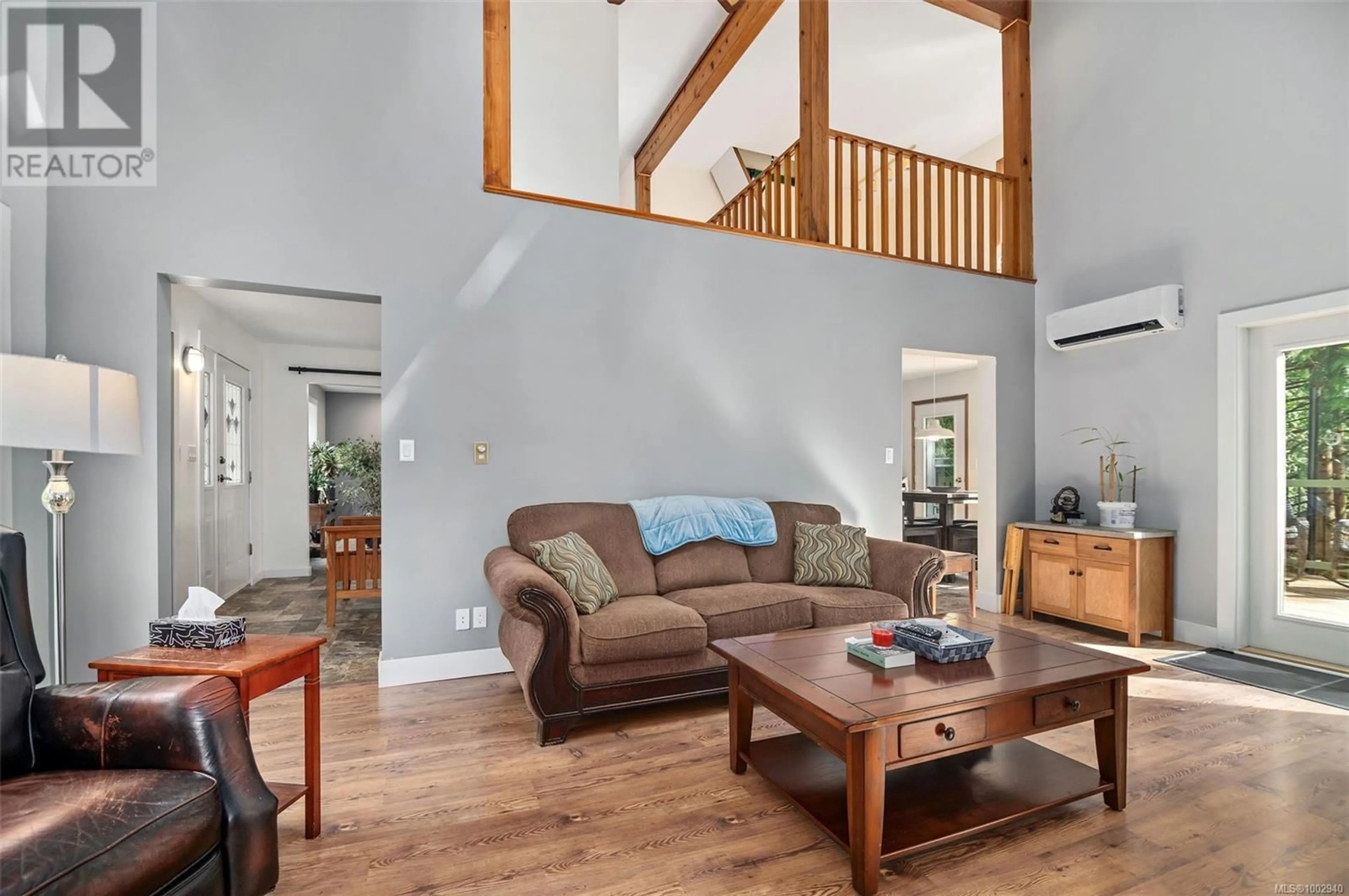 Living room with furniture, unknown for 3835 JAMES CRESCENT, Black Creek British Columbia V9J1G1