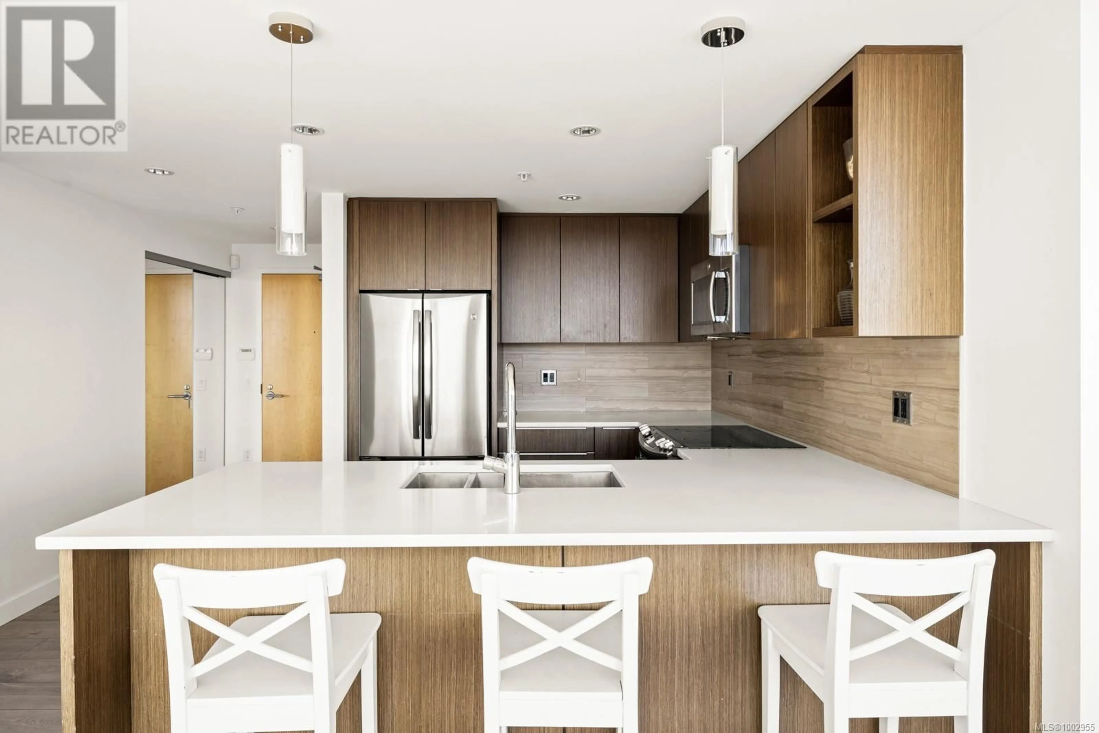 Contemporary kitchen, ceramic/tile floor for 602 - 646 MICHIGAN STREET, Victoria British Columbia V8V0B7