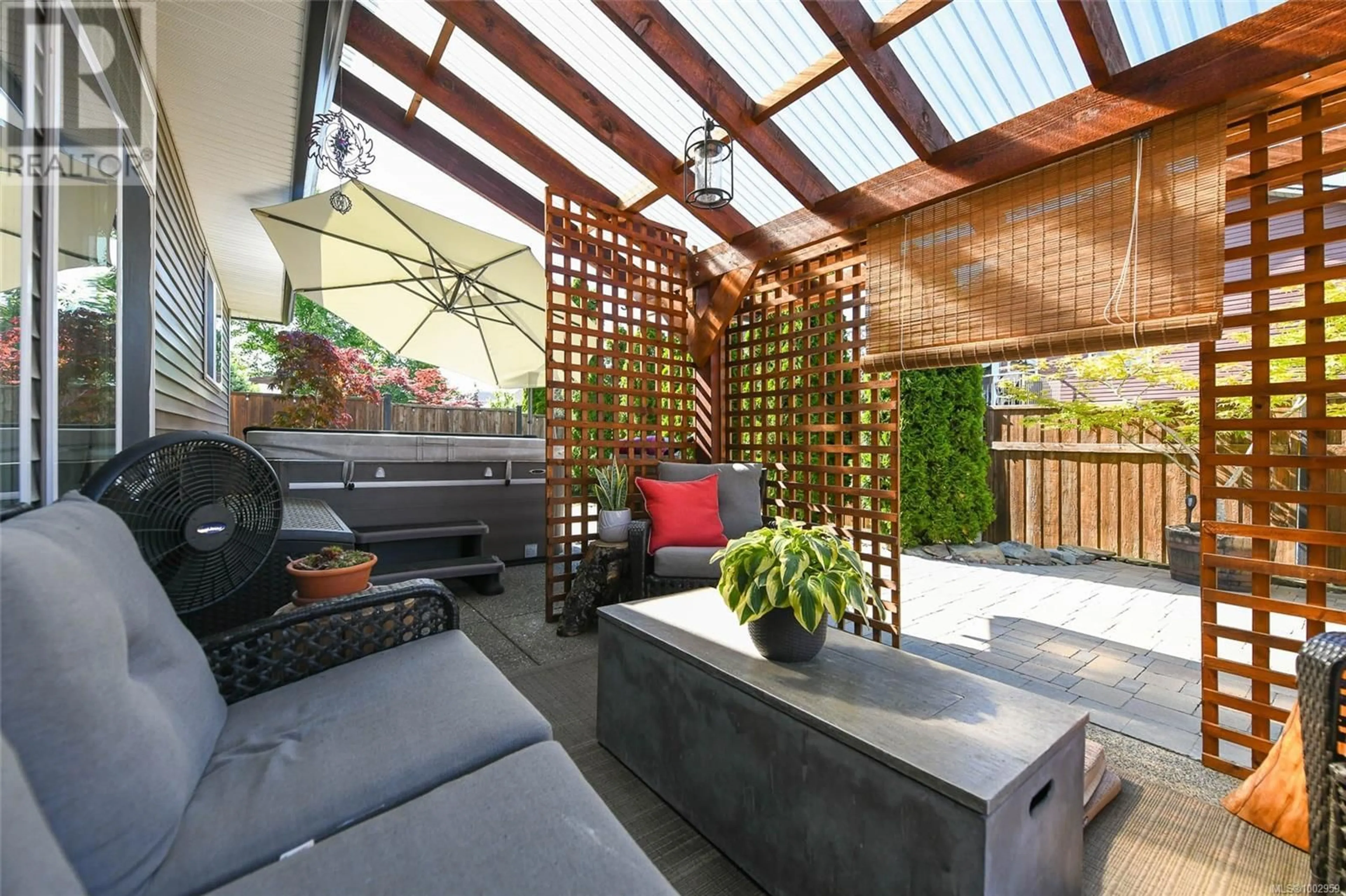Patio, street for 2664 RYDAL AVENUE, Cumberland British Columbia V0R1S0