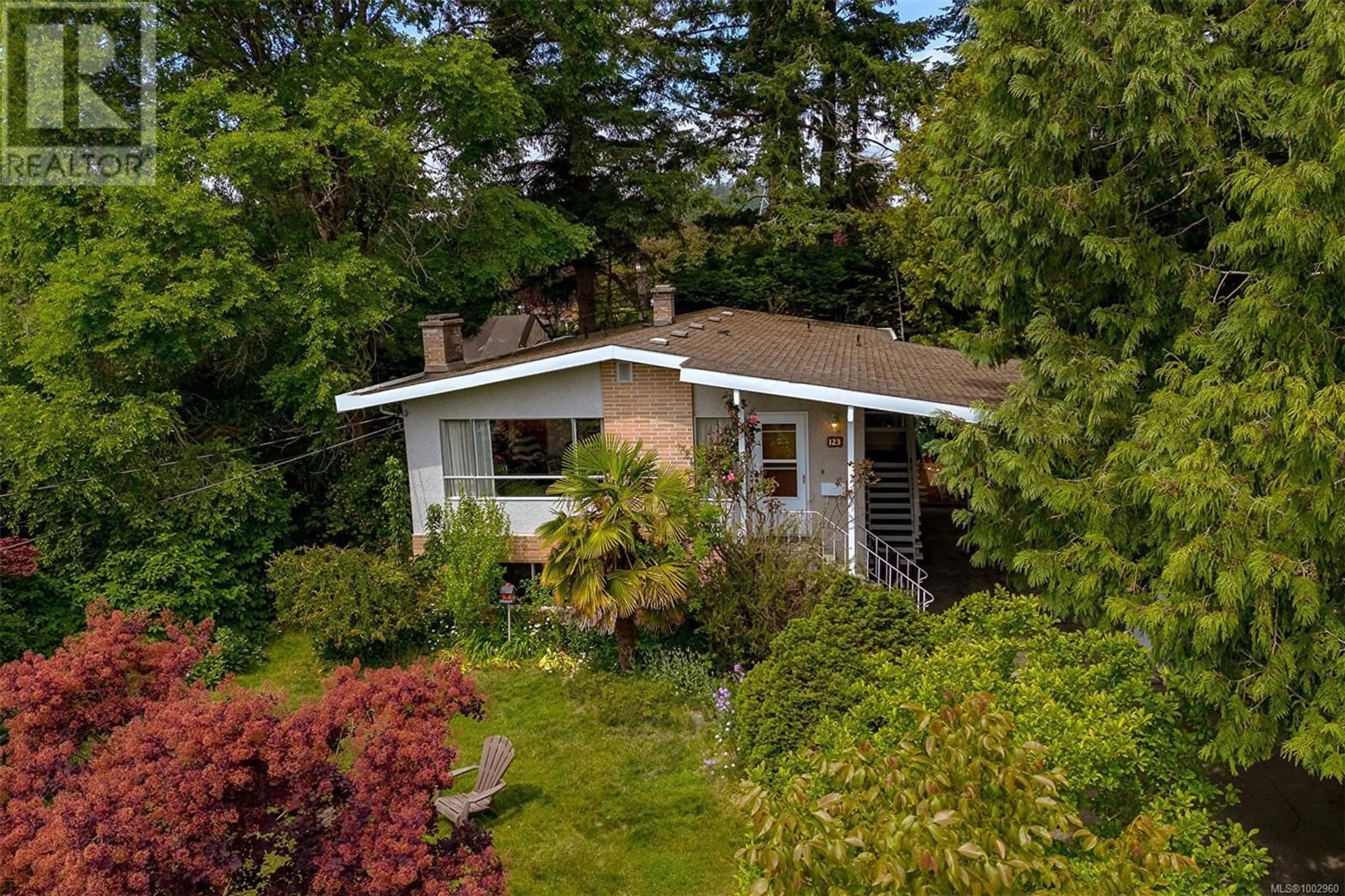 Unknown for 123 BURNETT ROAD, View Royal British Columbia V9B5X8
